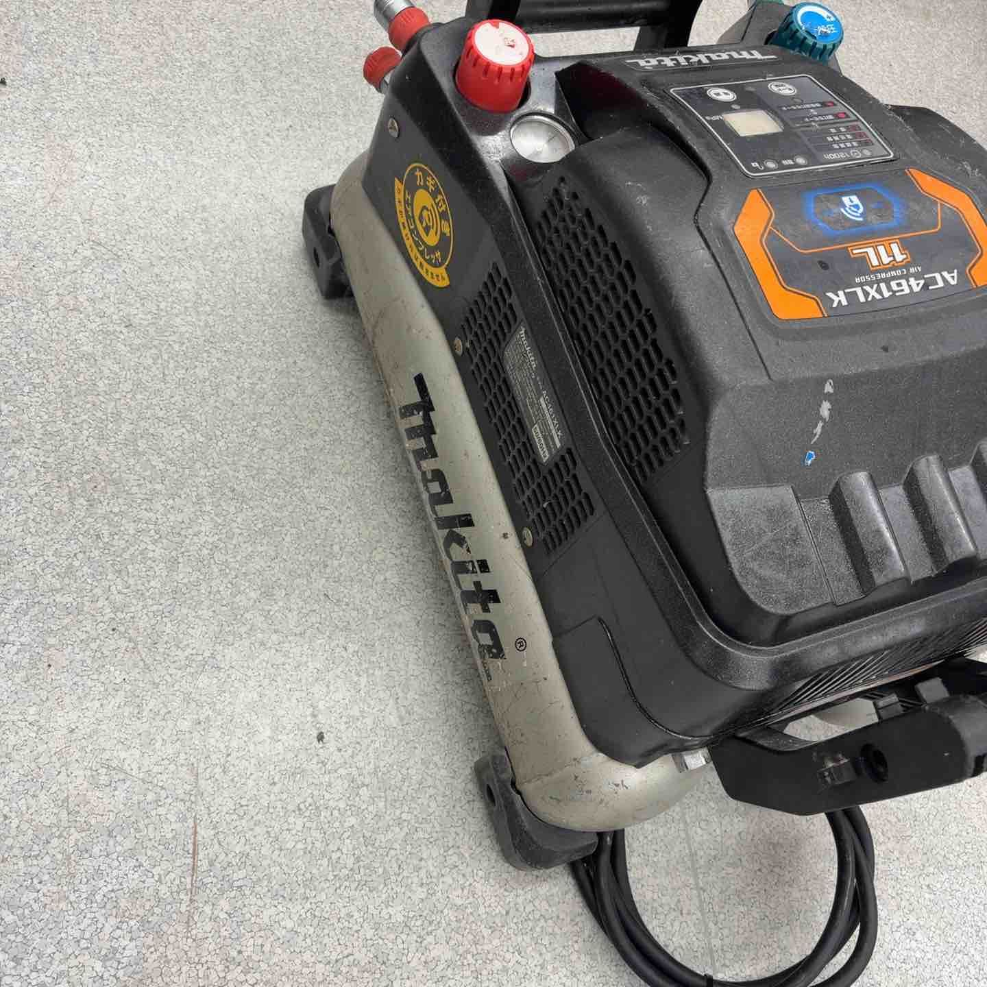 ☆マキタ(makita) エアコンプレッサー AC461XLKB【八潮店】 - メルカリ