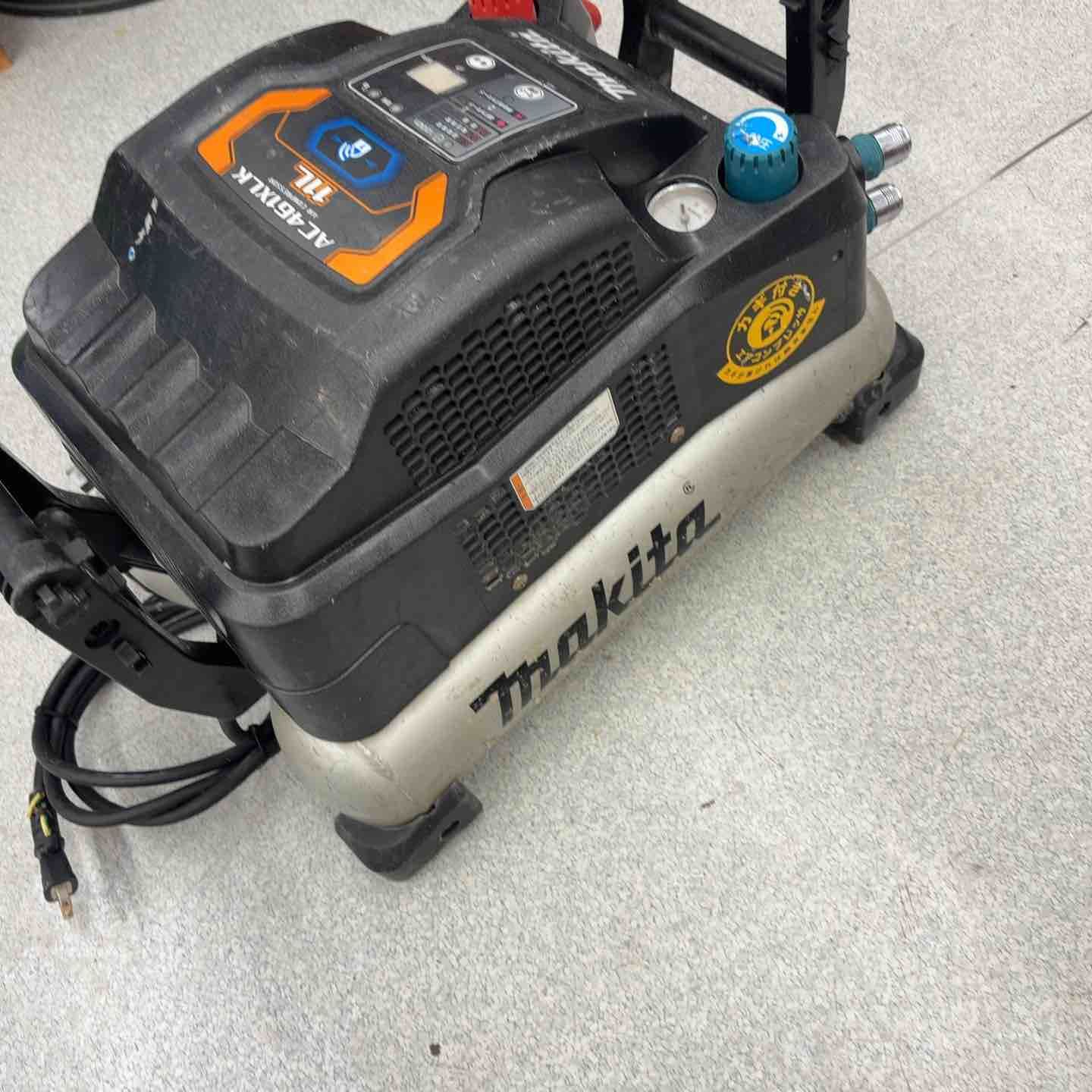★マキタ(makita) エアコンプレッサー AC461XLKB【八潮店】 ☆マキタ(makita) エアコンプレッサー AC461XLKB【八潮店】 - メルカリ