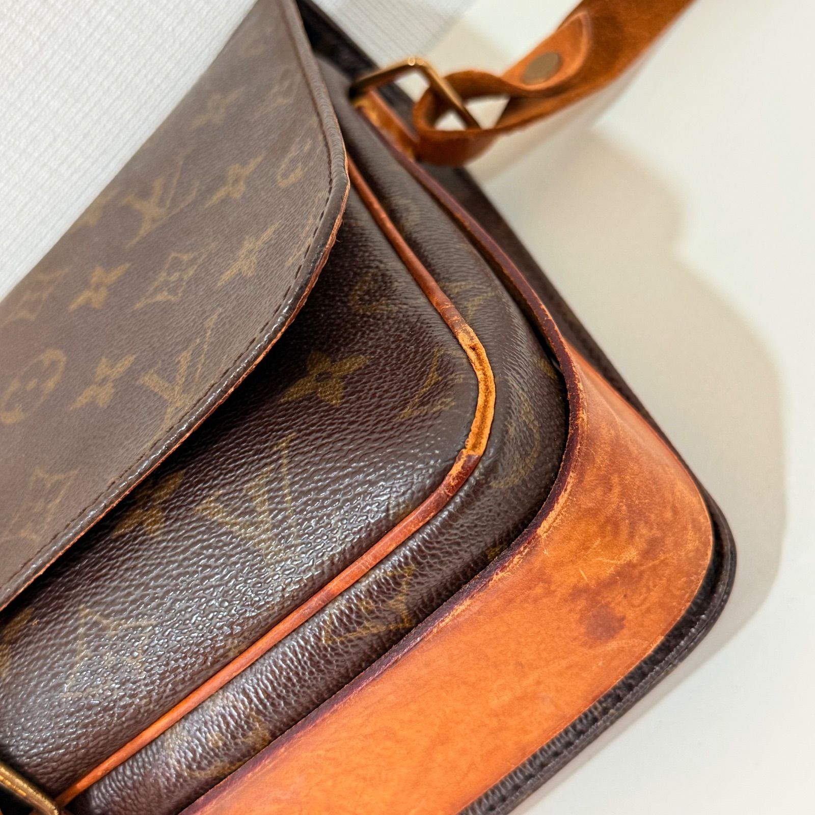 LOUIS VUITTON ルイヴィトン モノグラム カルトシエール 美品 - メルカリ