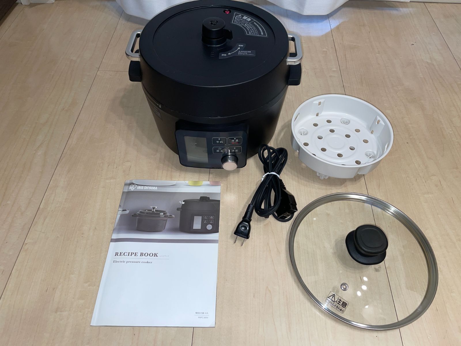 【美品・即発送】アイリスオーヤマ 電気圧力鍋 PMPC-MA4 大容量4.0L 高性能 液晶画面 豊富な自動メニュー _252