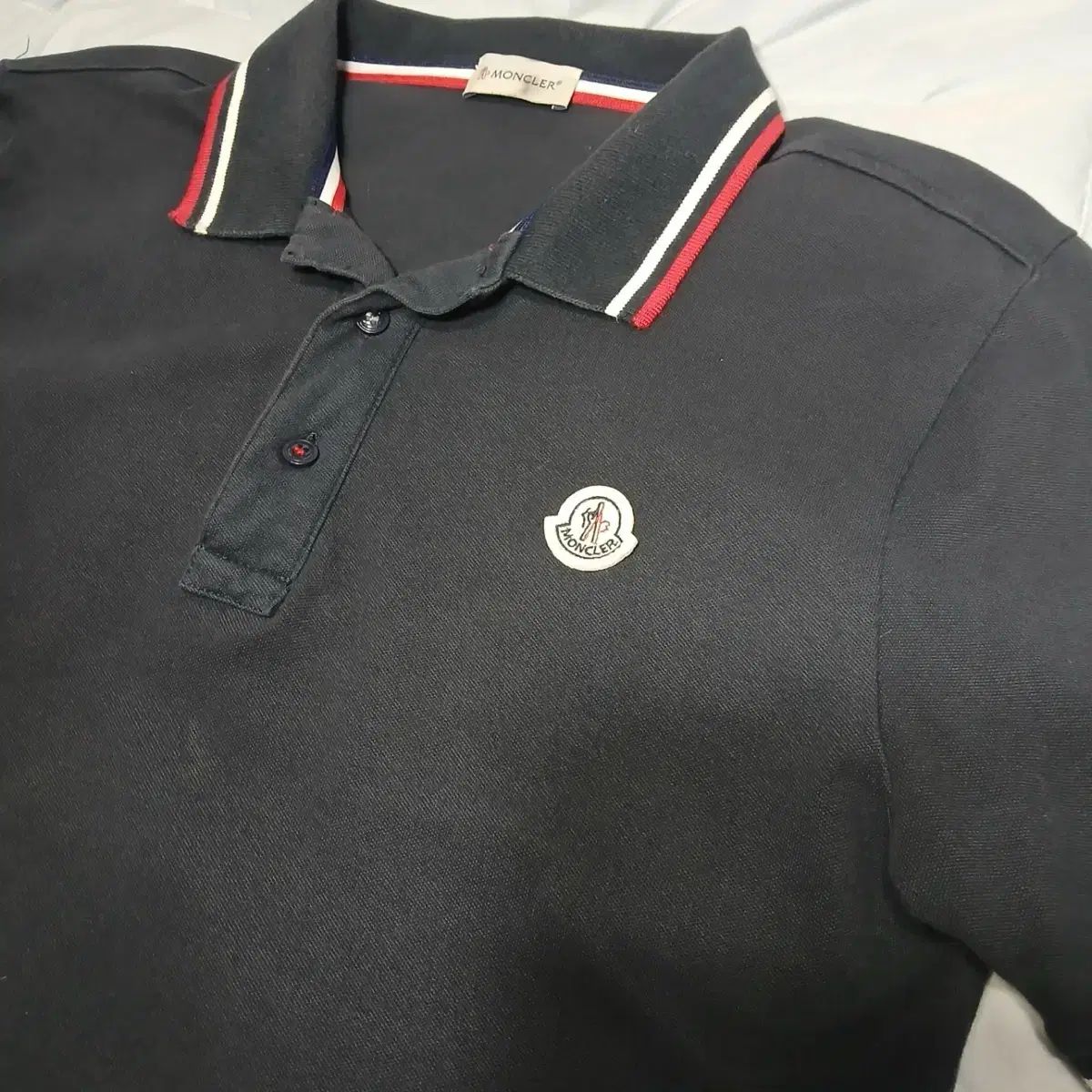 MONCLER モンクレール ロゴ カラーTシャツ ブラック