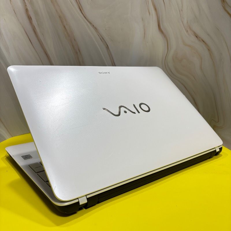 新Win11/メモリ8G/新品SSD240G/カメラ/ホワイト色/美品VAIO 動作保証☆VAIO Core i5 Windows11 SSD240GB メモリ8GB Office付 Web