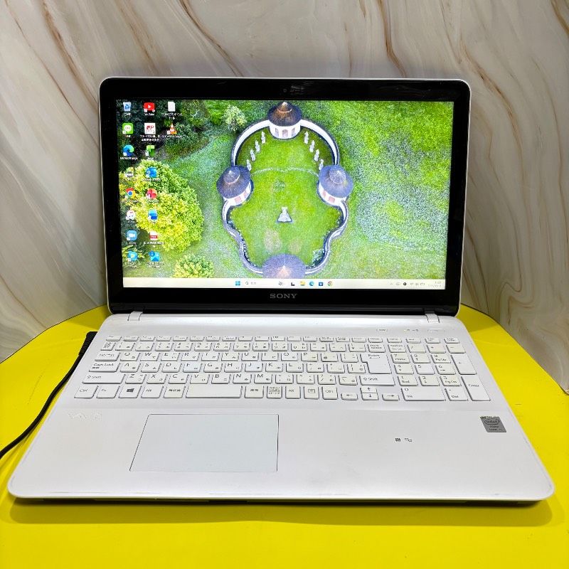 お洒落☆VAIO☆ホワイト色☆Win11☆新品SSD240G☆高速メモリ8G☆ Win11 