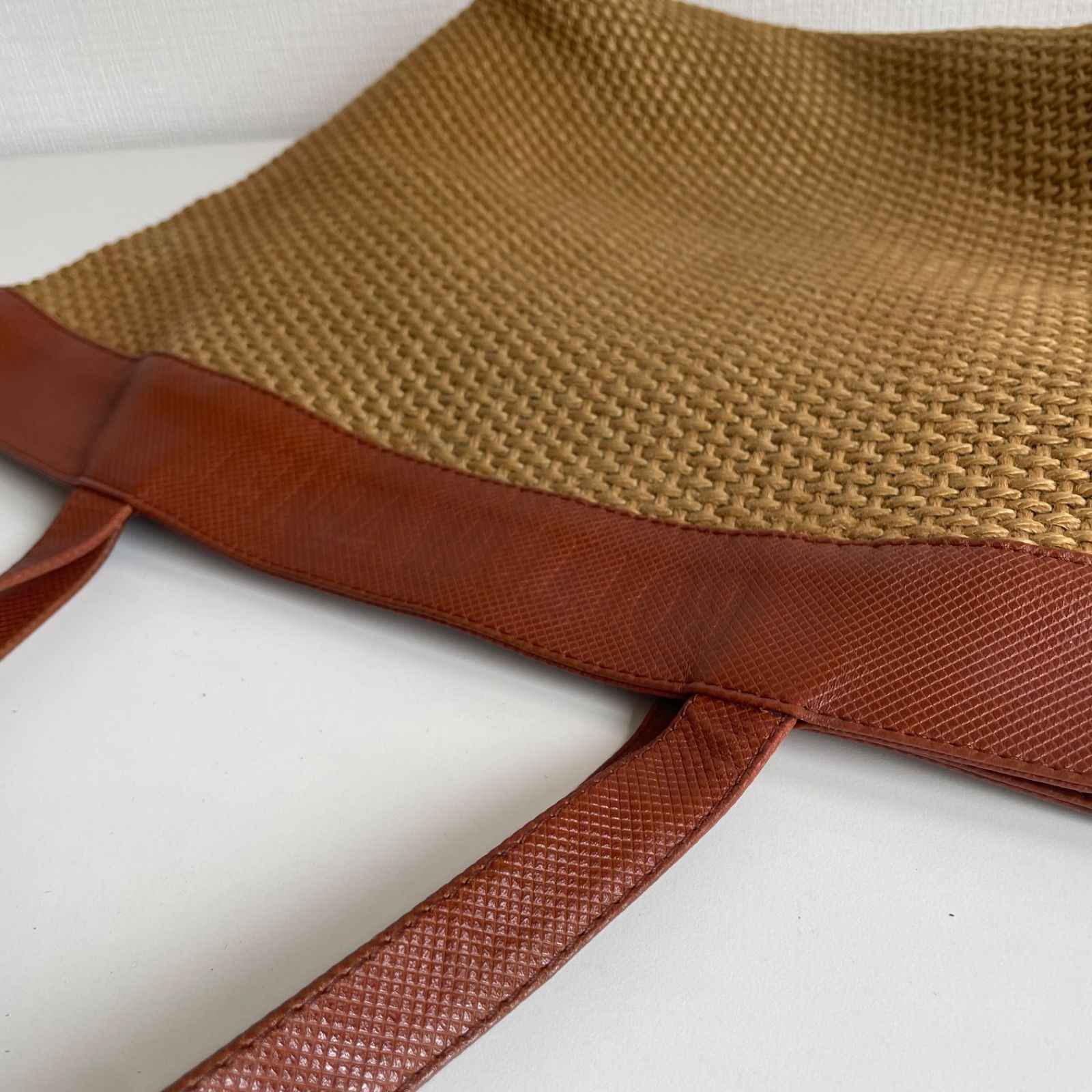 Bottega Veneta ボッテガ・ヴェネタのジュートトートバッグ 編み込み 
