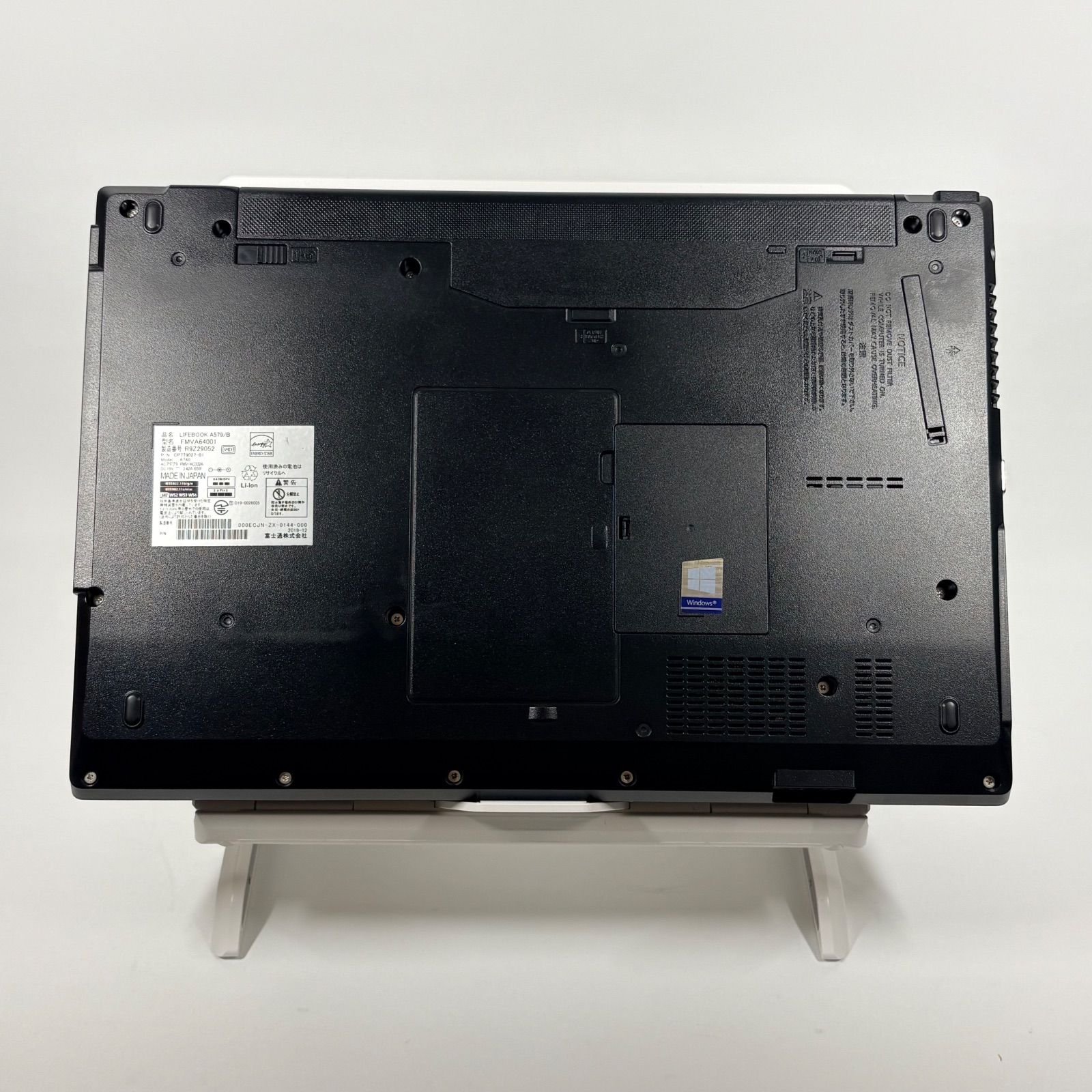 Windows11 Corei5 第8世代 SSD256GB 富士通 - メルカリ