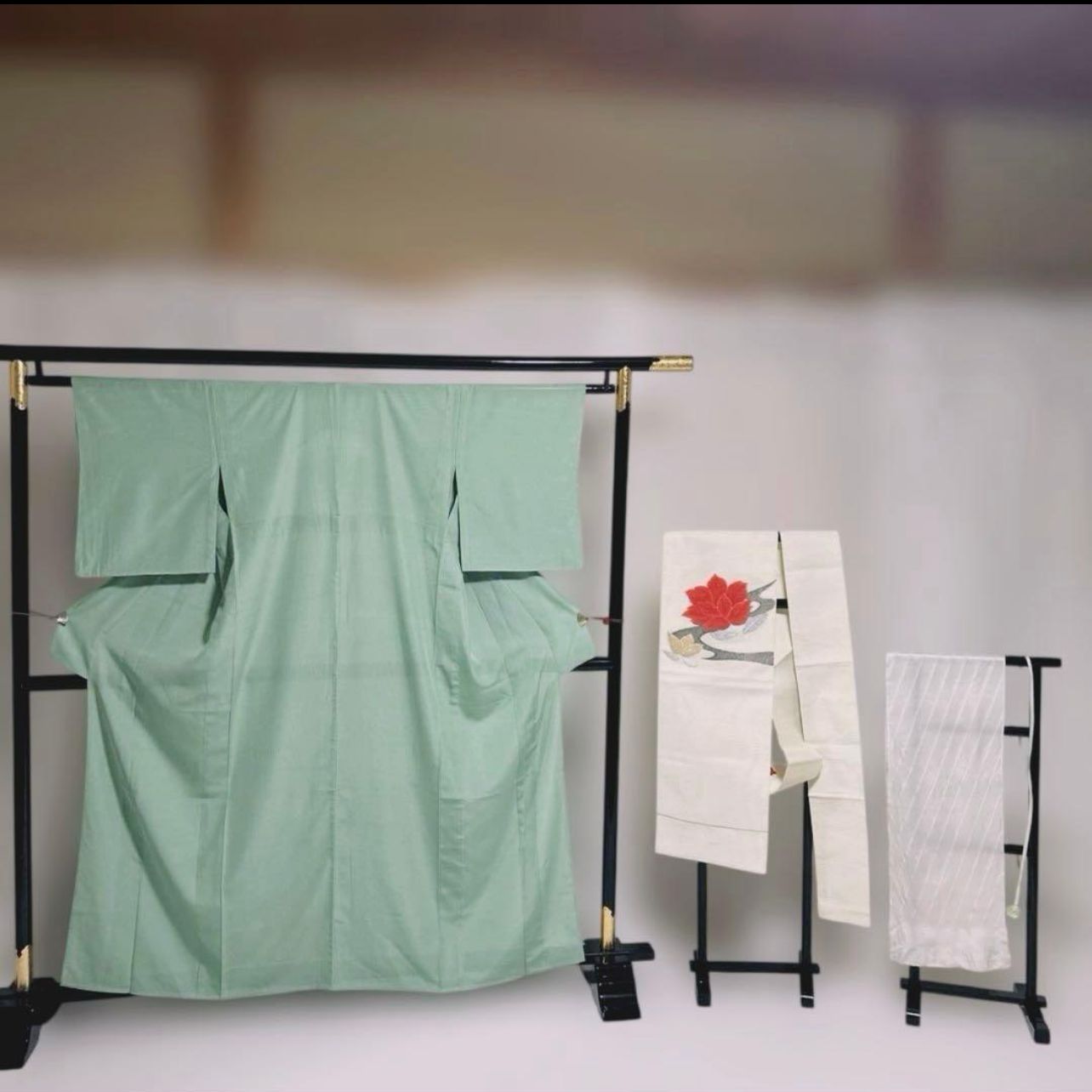 未着用　ほぼ美品　絽　色無地　正絹　フルセット　夏帯　四季帯締め　四季帯揚げ 未着用 ほぼ美品 絽 色無地 正絹 フルセット 夏帯 四季帯締め 四季