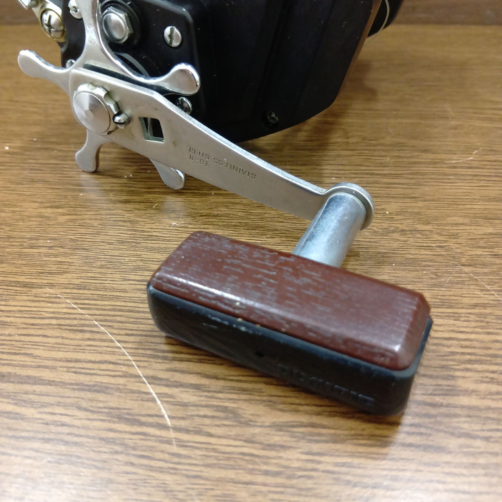 オリムピック(OLYMPIC) シーハンター 02 MD 電動リール 【ジャンク品