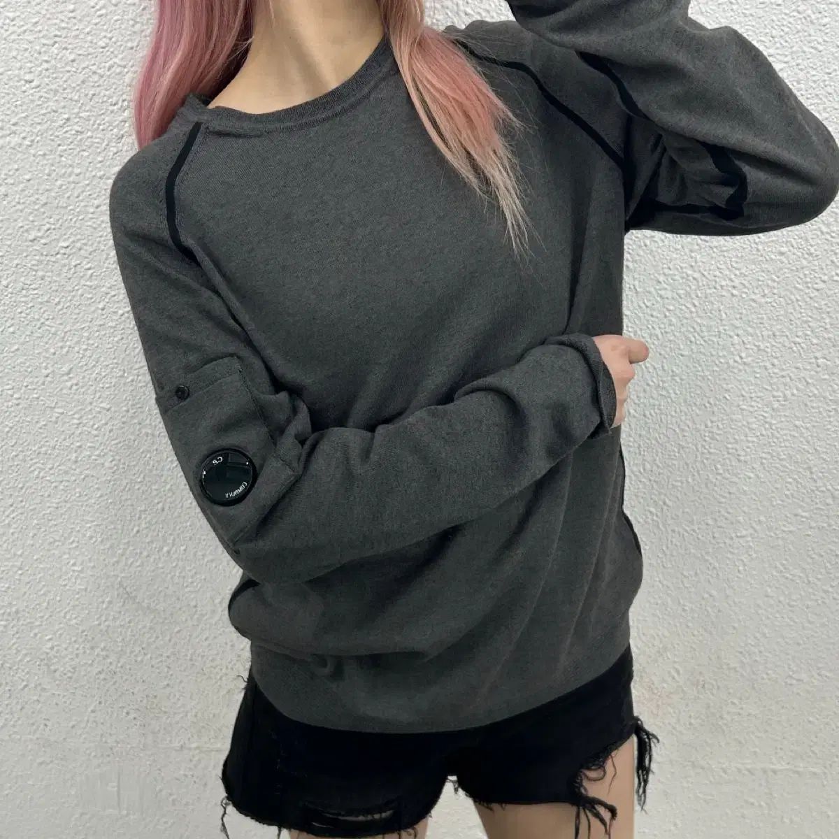 C.P. COMPANY シーピーカンパニー サイド ワッペン グレー ロングスリーブ
