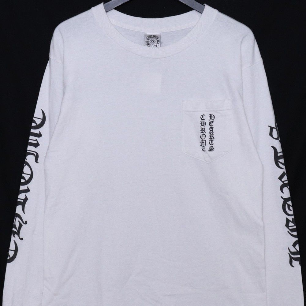 CHROME HEARTS オールド ヴァーティカルロゴ スクロールラベルプリント