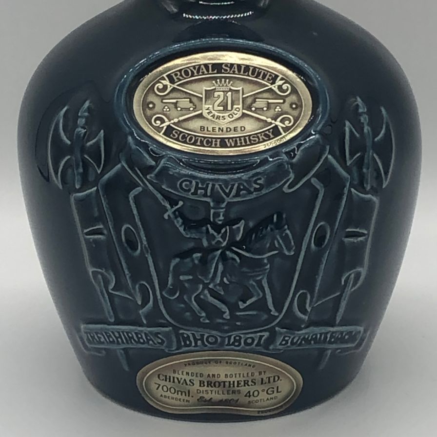 シーバス ブラザーズ ロイヤルサルート 21年 青陶器 700ml シーバス ブラザーズ ロイヤルサルート 21年 青陶器 700ml【K2