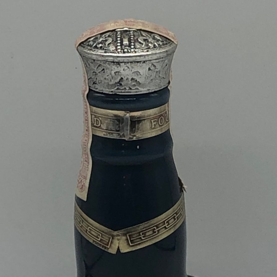 シーバス ブラザーズ ロイヤルサルート 21年 青陶器 700ml【K2
