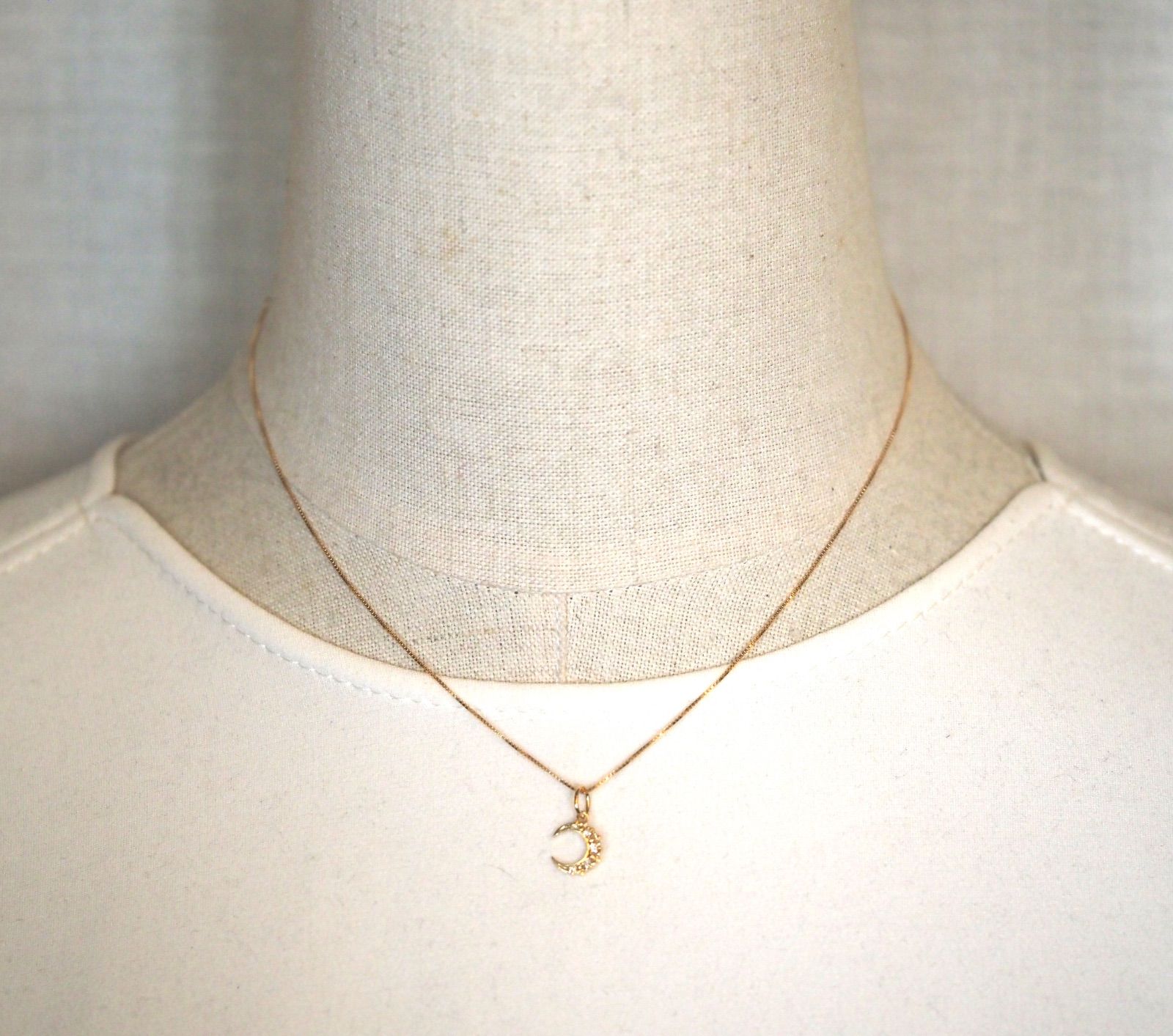 可愛い月モチーフ✨0.2ct K18YG 天然ダイヤモンドペンダントトップ 