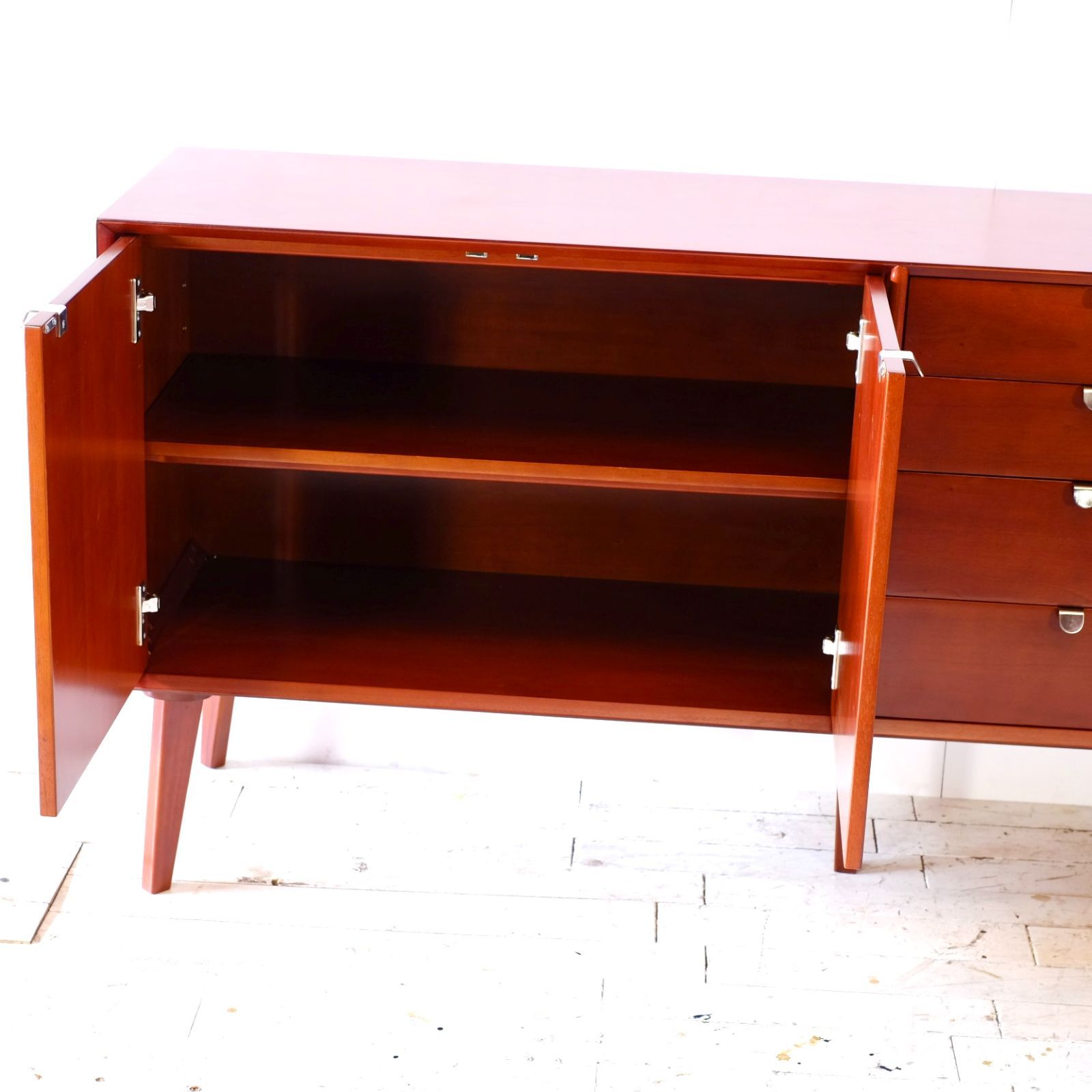 新品 160cm リビングボード キャビネット 北欧 ホテル仕様 収納