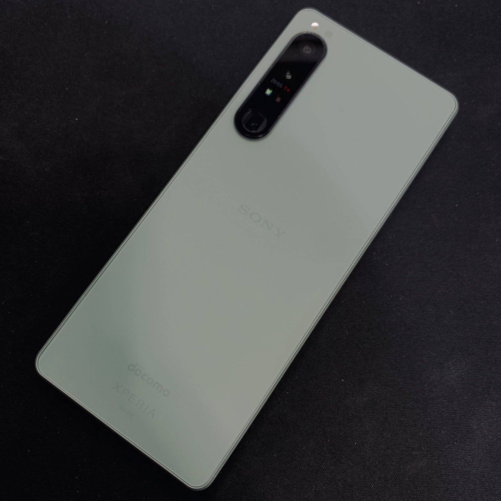 中古】Xperia 1IV docomo 256GB ホワイト SO-51C - メルカリ