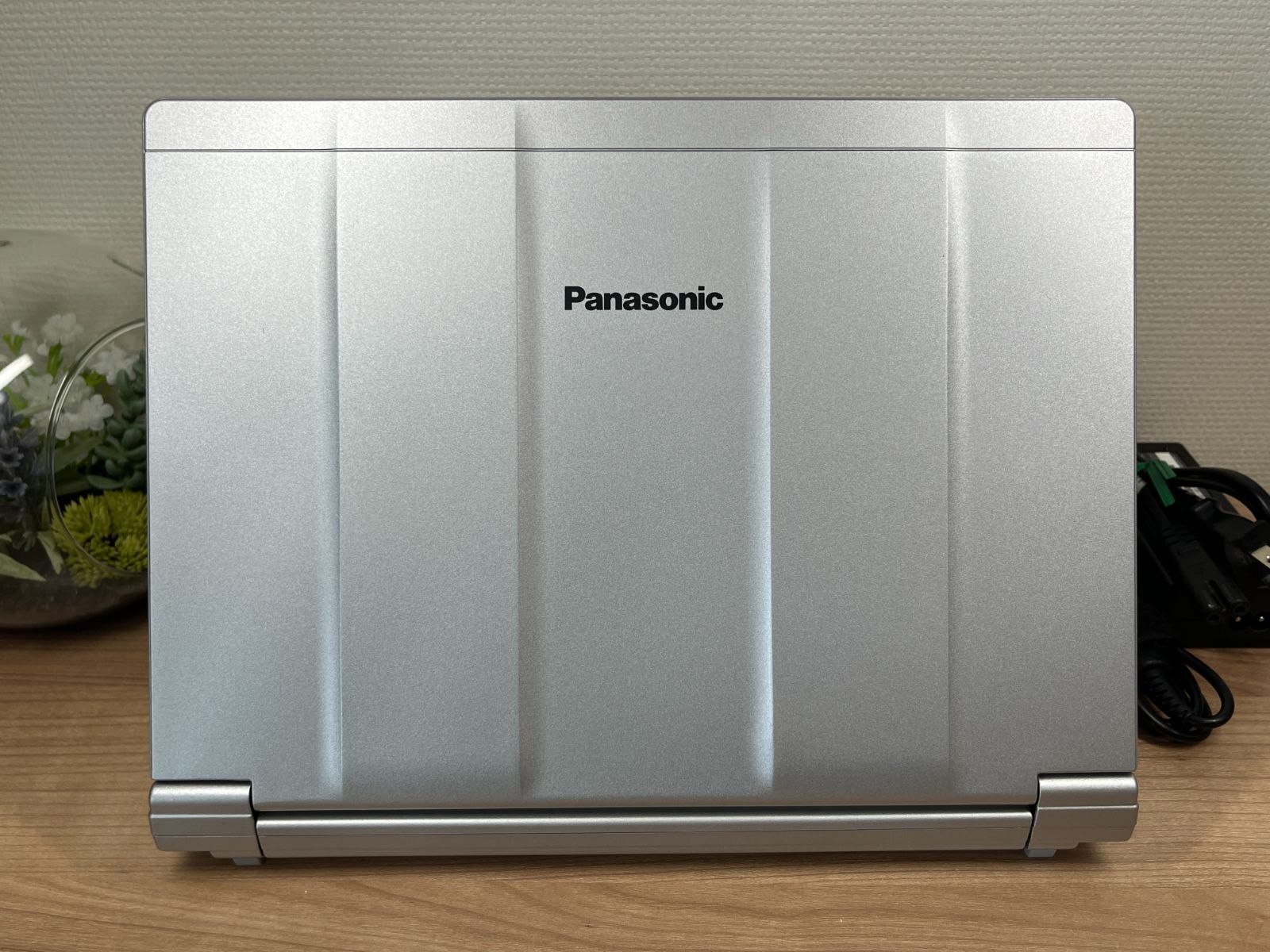 極美品＞ 03267 軽量 Panasonic レッツノート CF-SV8 8GB/SSD256 i5 
