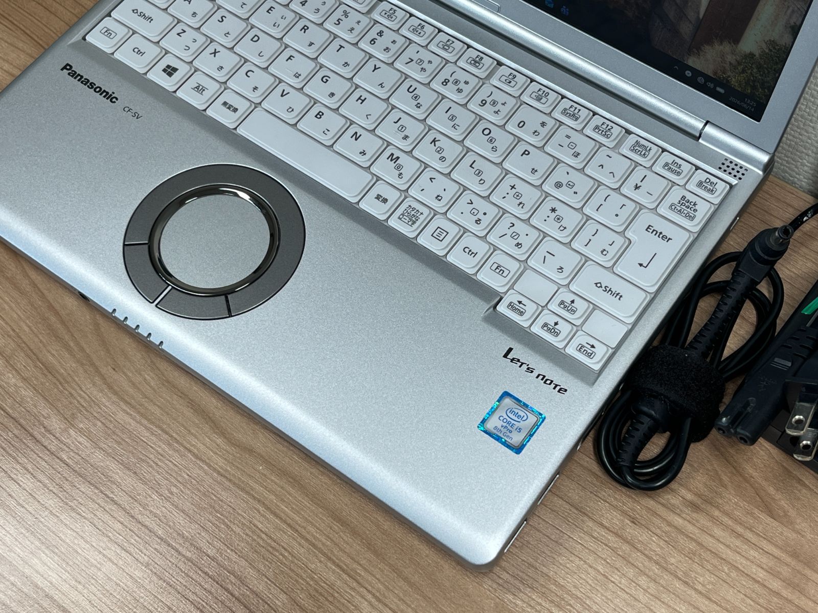 極美品＞ 03267 軽量 Panasonic レッツノート CF-SV8 8GB/SSD256 i5 