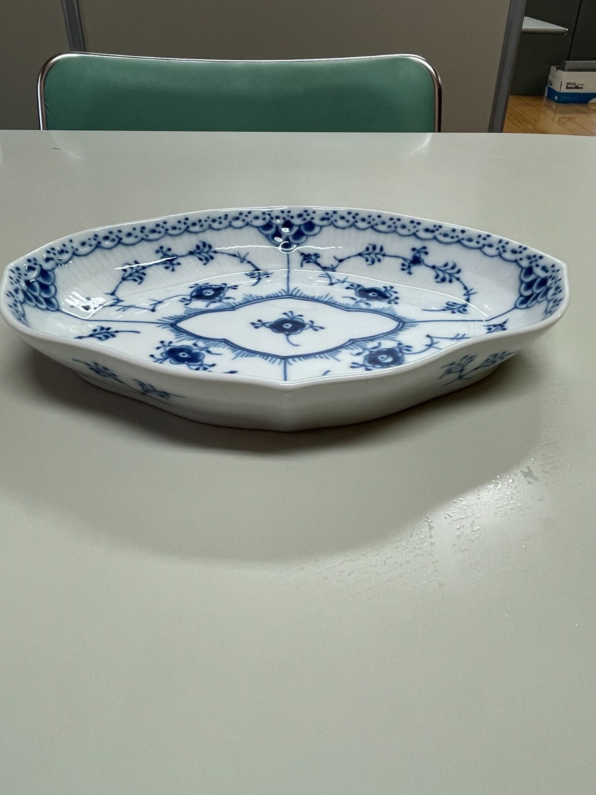 ロイヤルコペンハーゲン ブルーフルーテッド ハーフレース オーバル