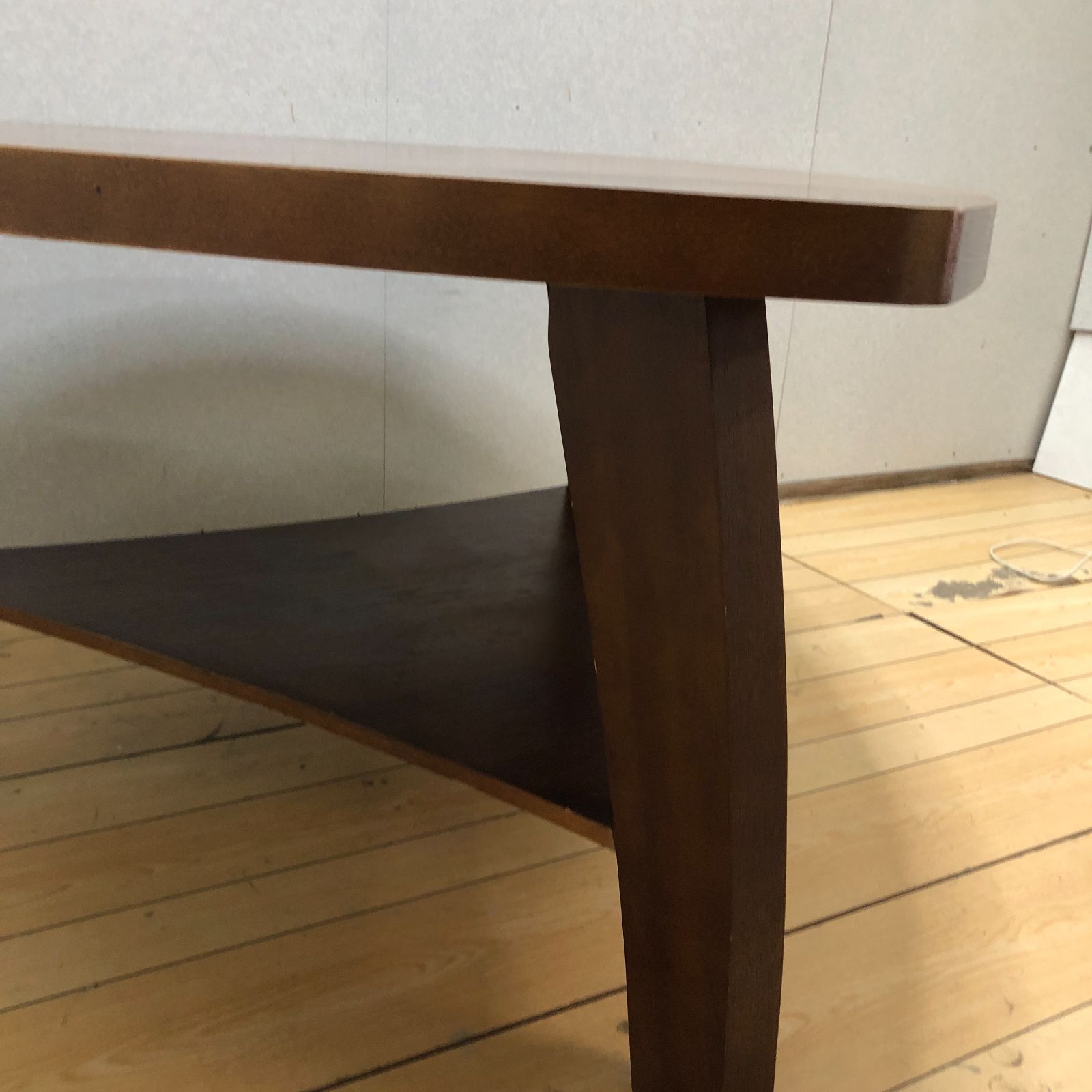 ダイニングセット 木製テーブル 回転椅子2脚 ベンチセット ナチュラルブラウン 食卓 4人用 家族用 ベトナム製 250901-6 ダイニングセット 木製テーブル 回転椅子2脚 ベンチセット ナチュラルブラウン 食卓 4人用 家族用 ベトナム製 250901-6