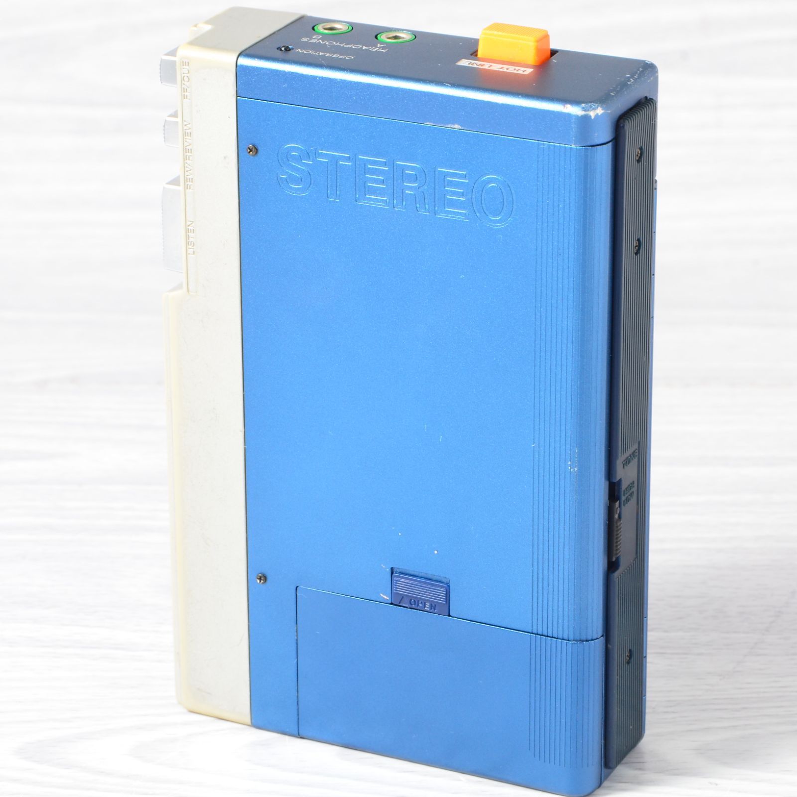 SONY 初代WALKMAN TPS-L2 後期型 ソニーカセットウォークマン 整備済