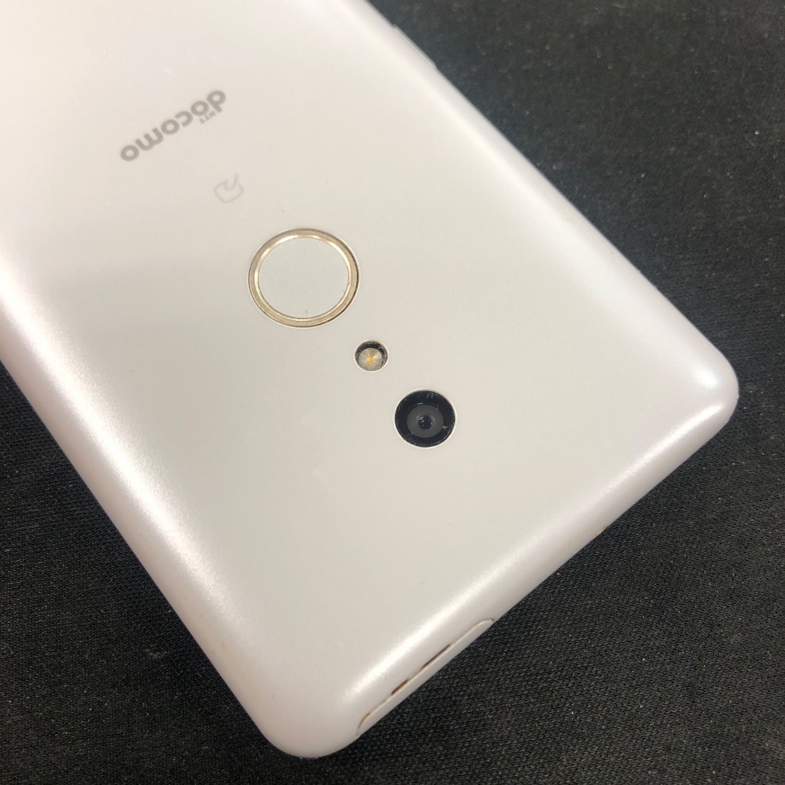 訳あり】Arrows Be4 F-41A 32GB ホワイト docomo SIM解除済 - メルカリ 訳あり】Arrows Be4 F-41A 32GB ホワイト docomo SIM解除済 - メルカリ
