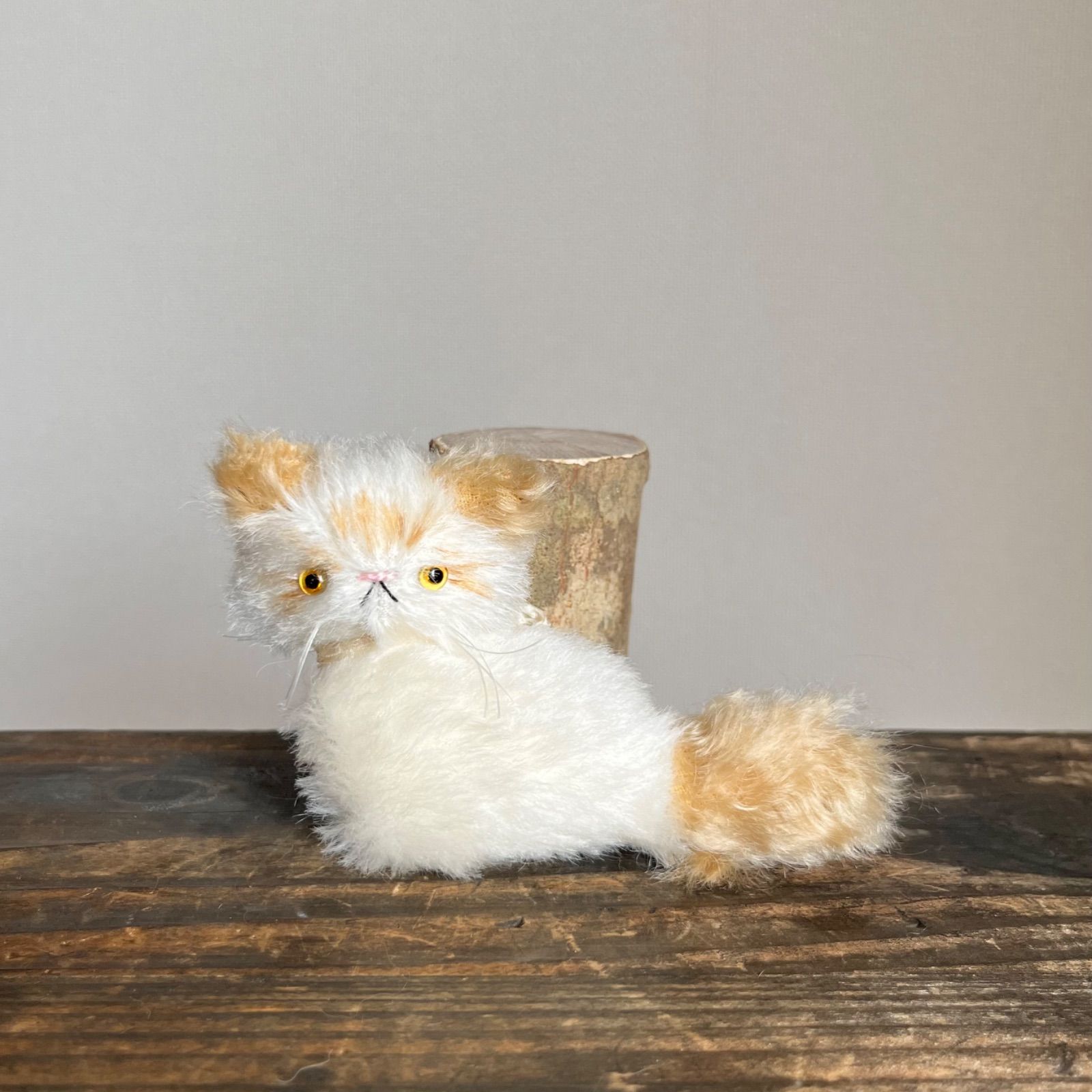 とけそうな、ねこ ( 茶トラ白の子 ) Cora 猫 ぬいぐるみ 作家