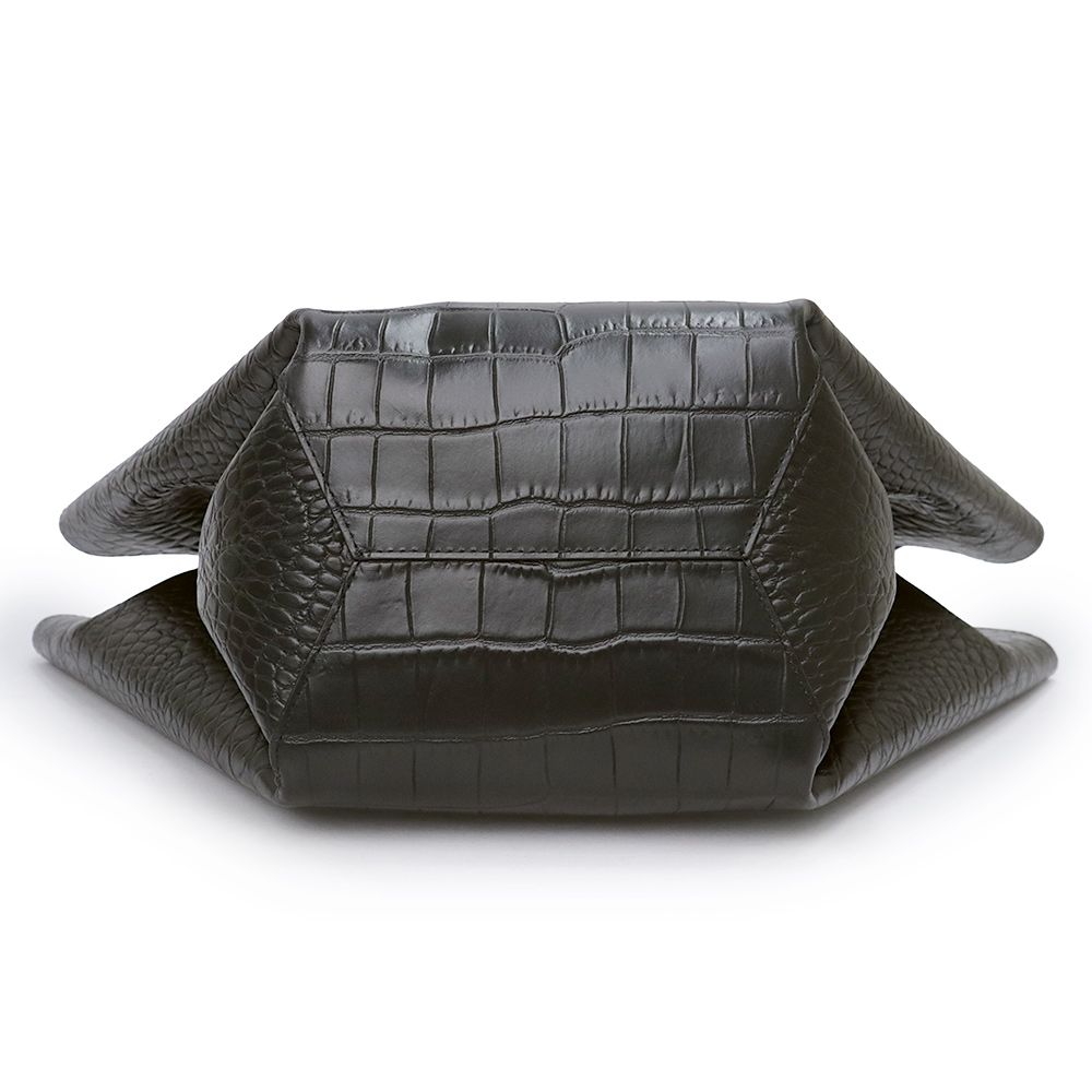 ボッテガヴェネタ 658516 ドール クロコ型押しレザー ブラック