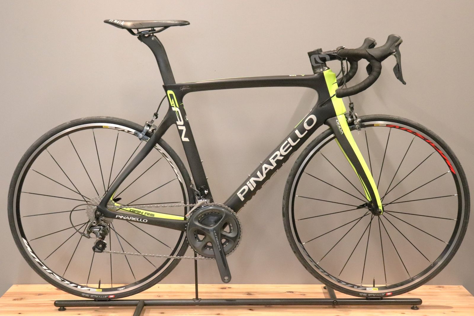 最終価格 値下げ不可 PINARELLO GUN RS フレームセット 最終価格 値下げ不可 PINARELLO GUN RS フレームセット