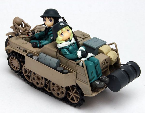 1/35 少女終末旅行 ケッテンクラート w/チト＆ユーリ フィギュア2体セット プラモデル[プラッツ]
