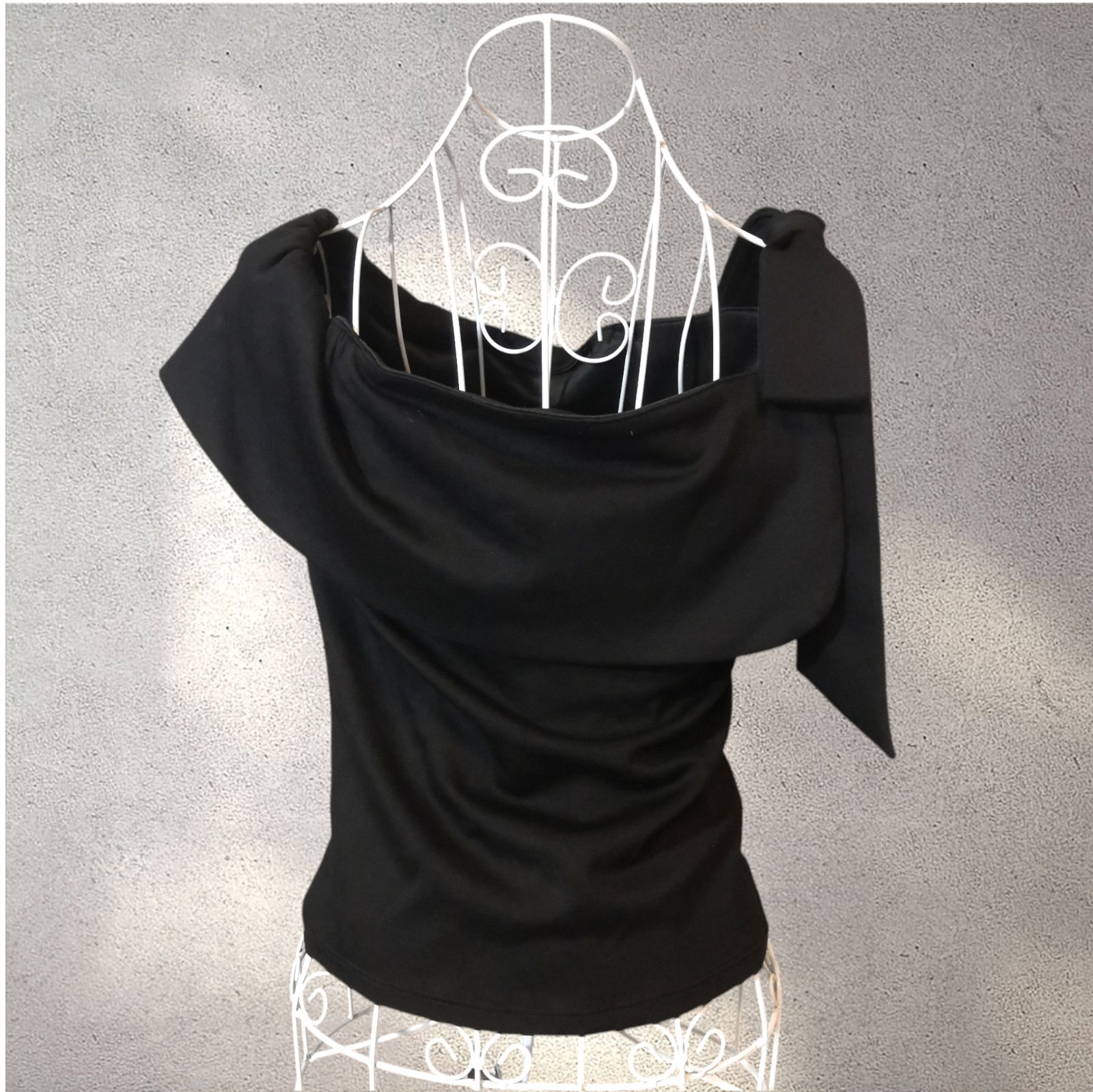 Herlipto ハーリップトゥ Asymmetric Ribbon Topアシンメトリック
