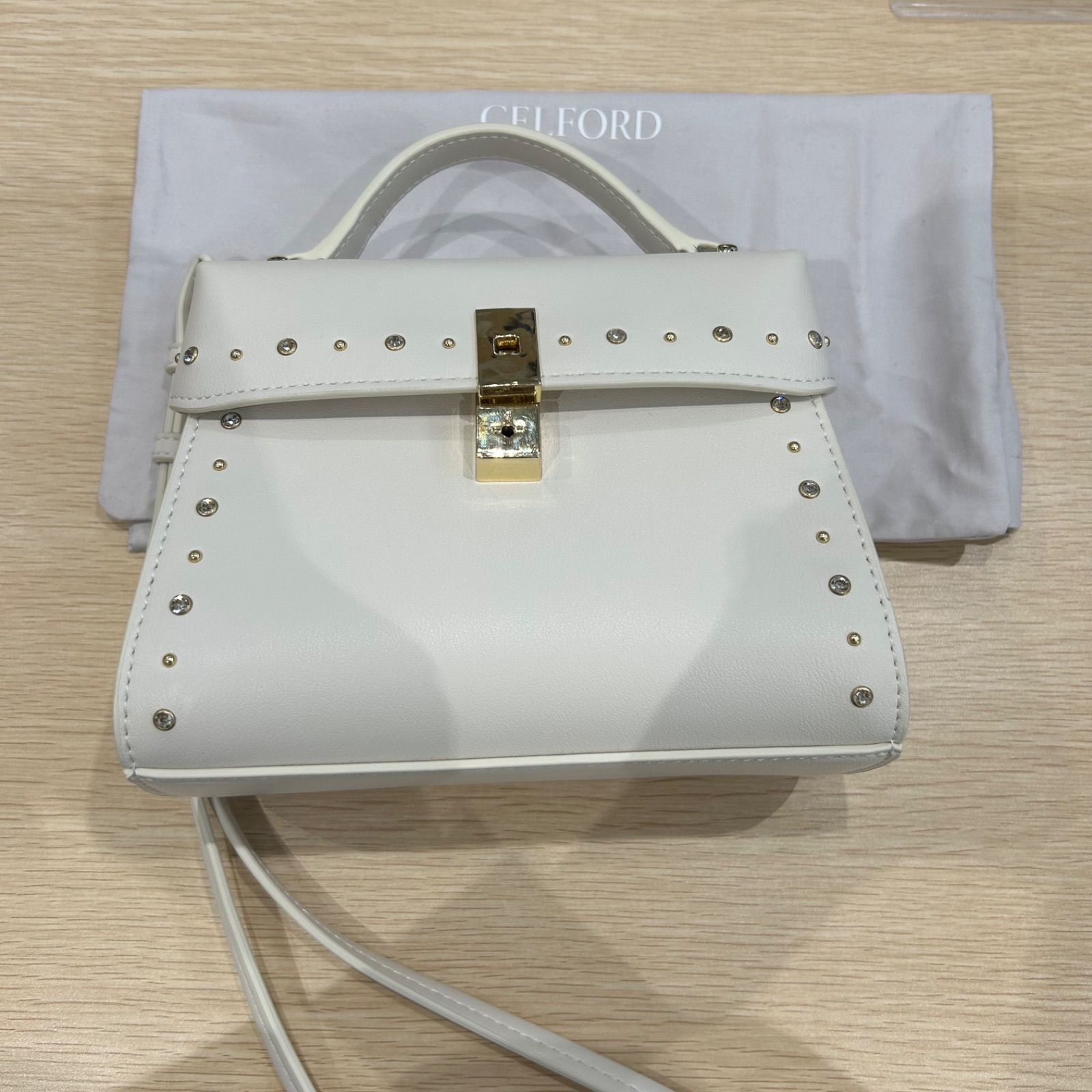 CELFORD ビジュースタッズポシェット S ショルダーバッグ アイボリー