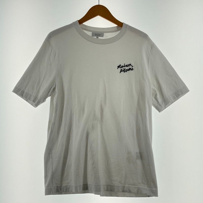 トップス MaisonKitsune HANDWRITINGCLEANSWEATSHIRT 中古品】 MAISON KITSUNE メゾン キツネ HANDWRITING TEE
