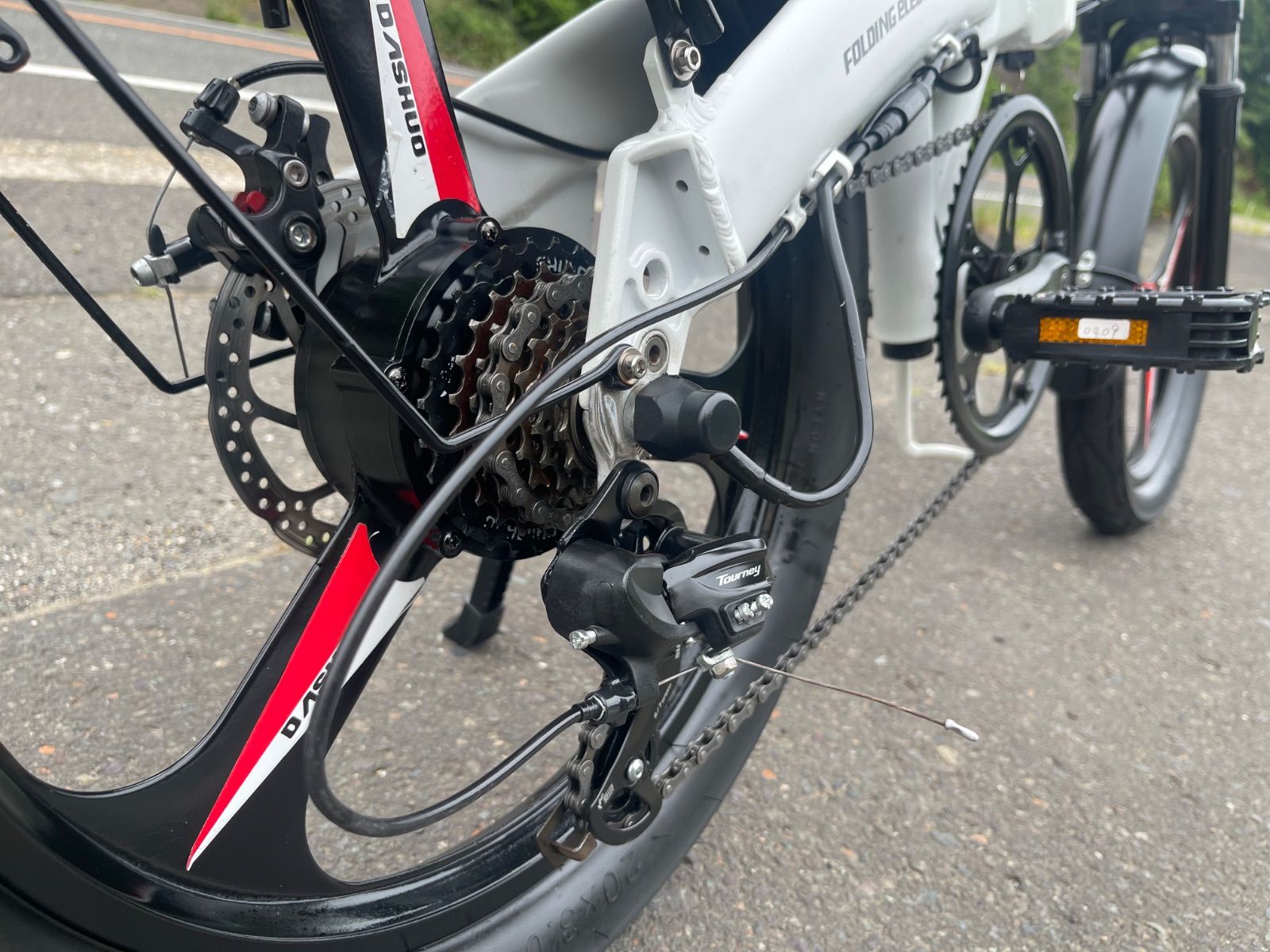 0409【動作確認済】送料無料 FLYFISH ディスク式 MTB 折り畳み電動
