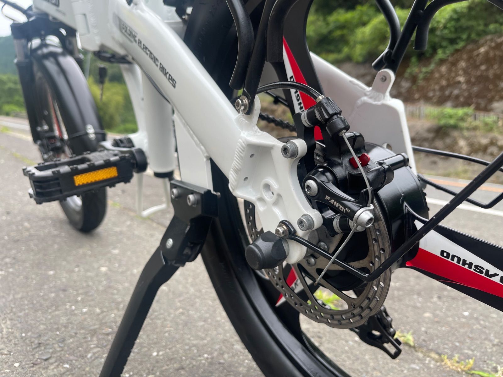 0409【動作確認済】送料無料 FLYFISH ディスク式 MTB 折り畳み電動