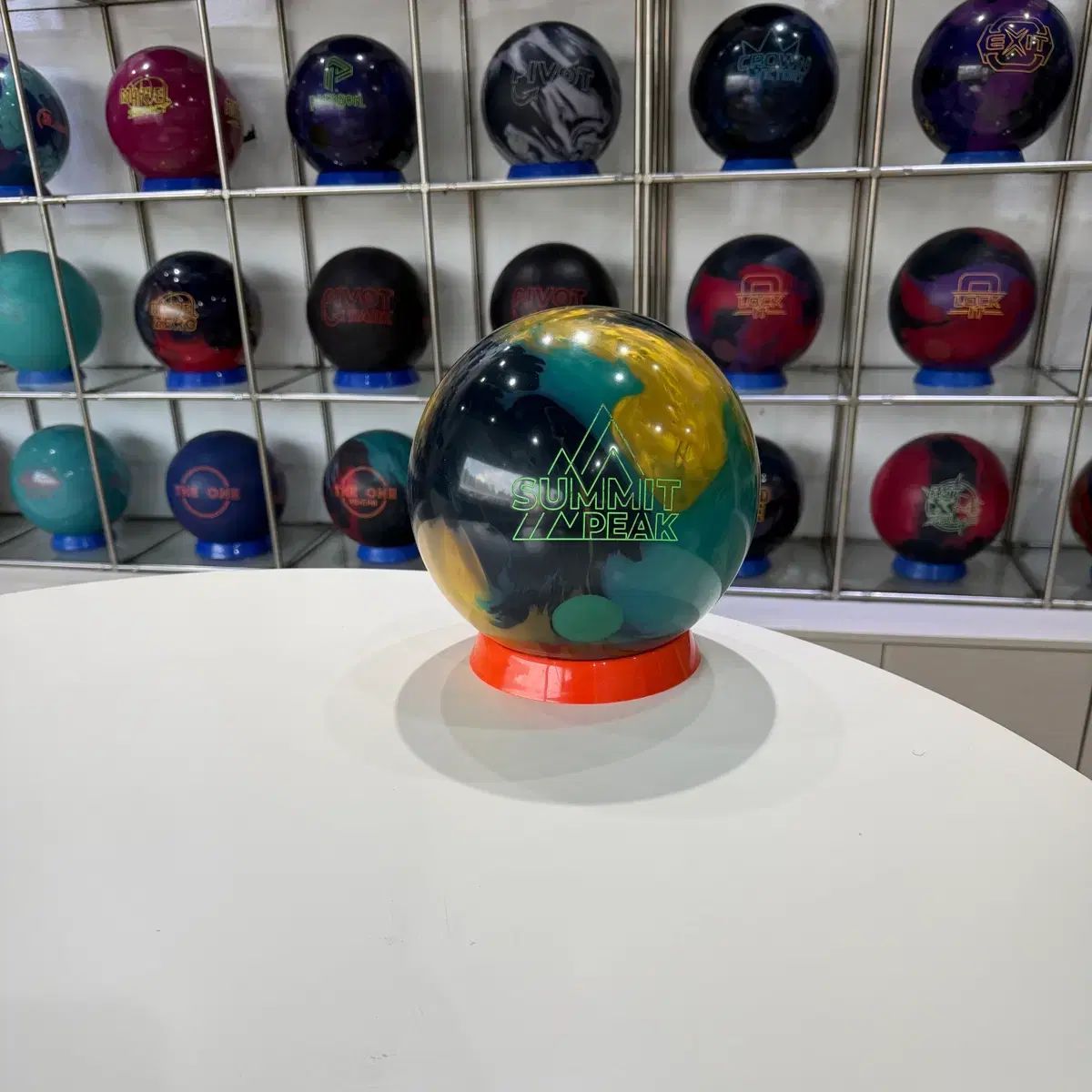 サミットピーク (中古ボーリングボール) (おまけ付き※メルカリshop取引では対象外, LEE リー, リース, リング, ボール, ボーリング, サミット, 中, 中古, 中古ボール, 中古ボーリングボール, ギターピック, ジコウカノウ)