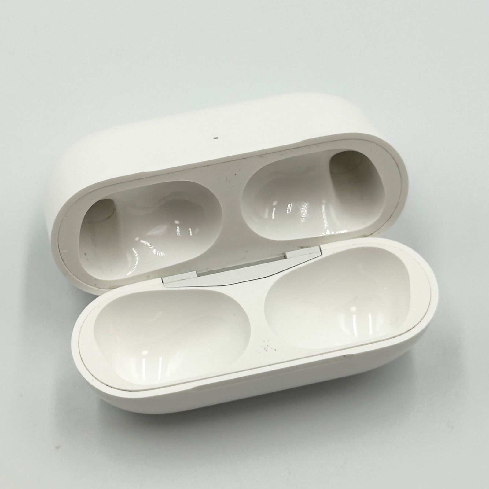 Apple AirPods Pro 第1世代 ケースのみ A2190 正規品 【24時間以内発送