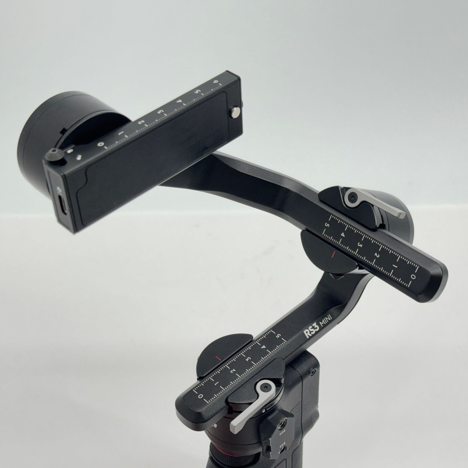DJI RS3 MINI 3軸 ジンバル スタビライザー【C7508-80】 - メルカリ