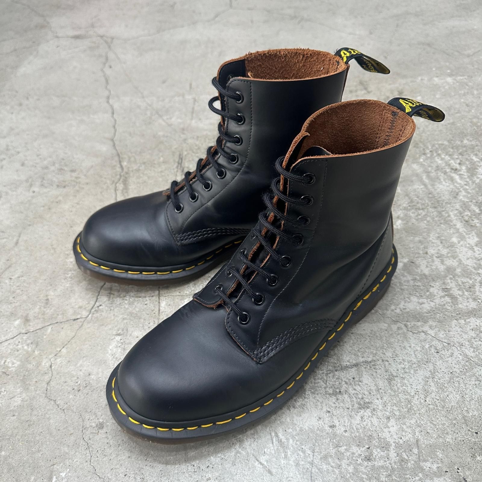 Dr.Martens 8EYE BOOT 8ホール レザーブーツ イングランド製 ドクターマーチン 1460 ブラック 9 28cm （18439M）