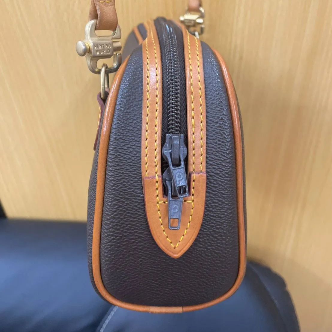 ハンティングワールド　2way　ナイロン　レザー　茶　ビジネス　バック　ロゴ ◎【✨高級ブランド✨】 HUNTING WORLD ハンティングワールド カバン