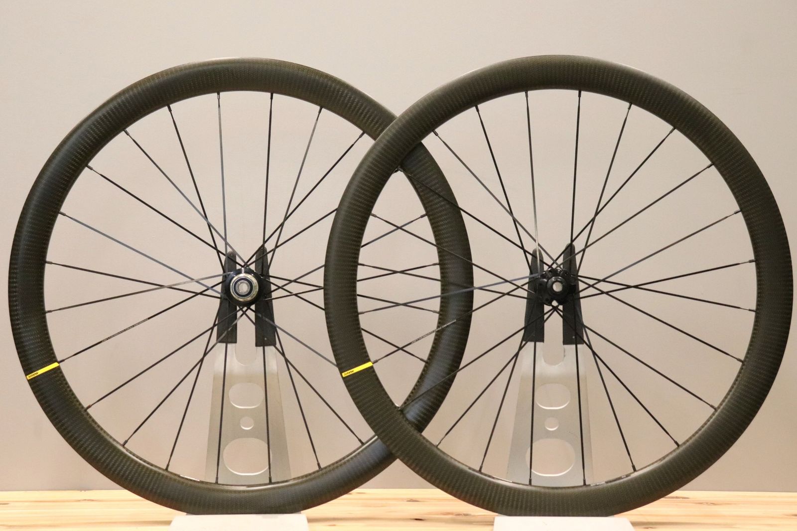マビック コスミック ホイール MAVIC COSMIC SL 32 DISCホイール入荷