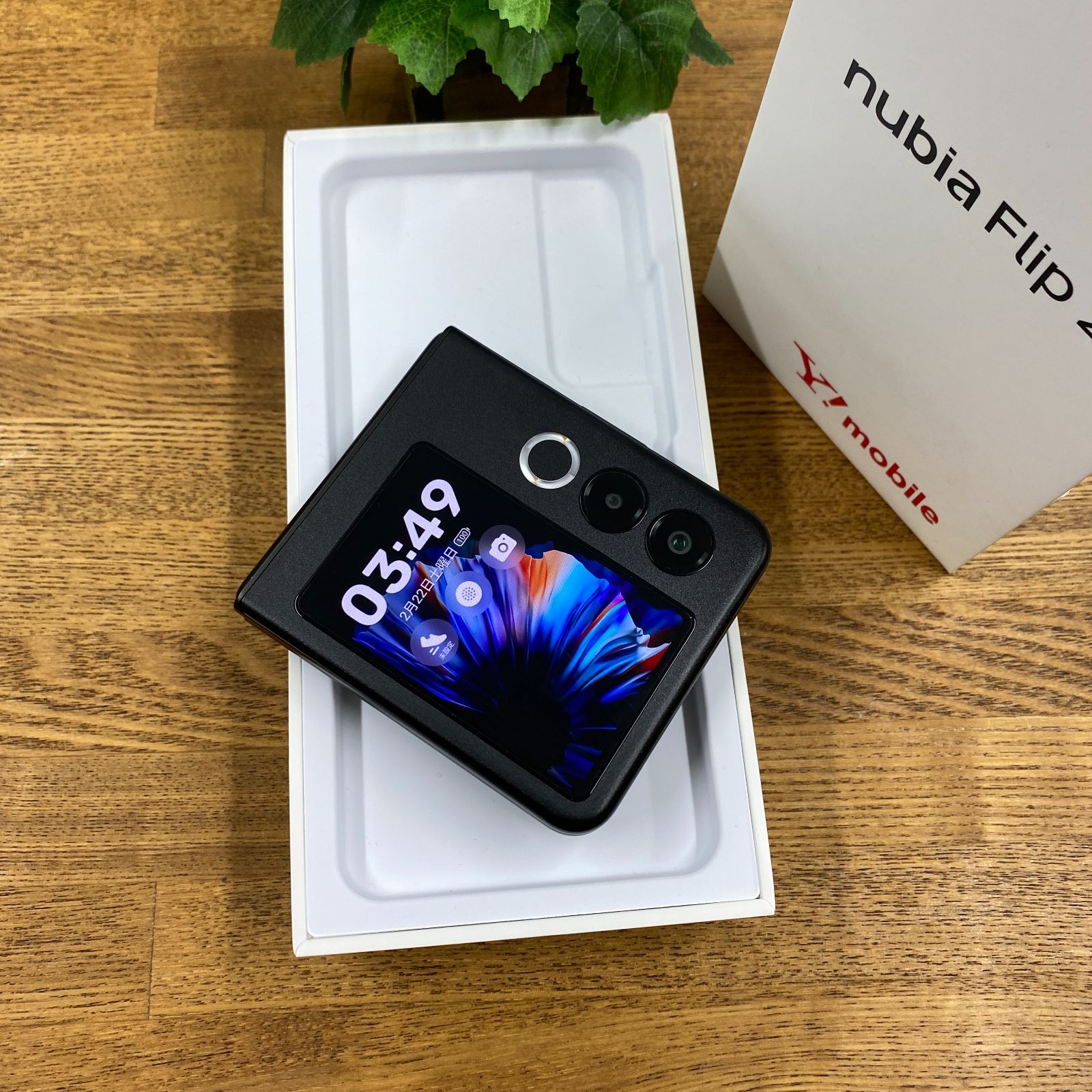 新品同様 Nubia Flip 2 128GB ブラック SIMフリー - メルカリ