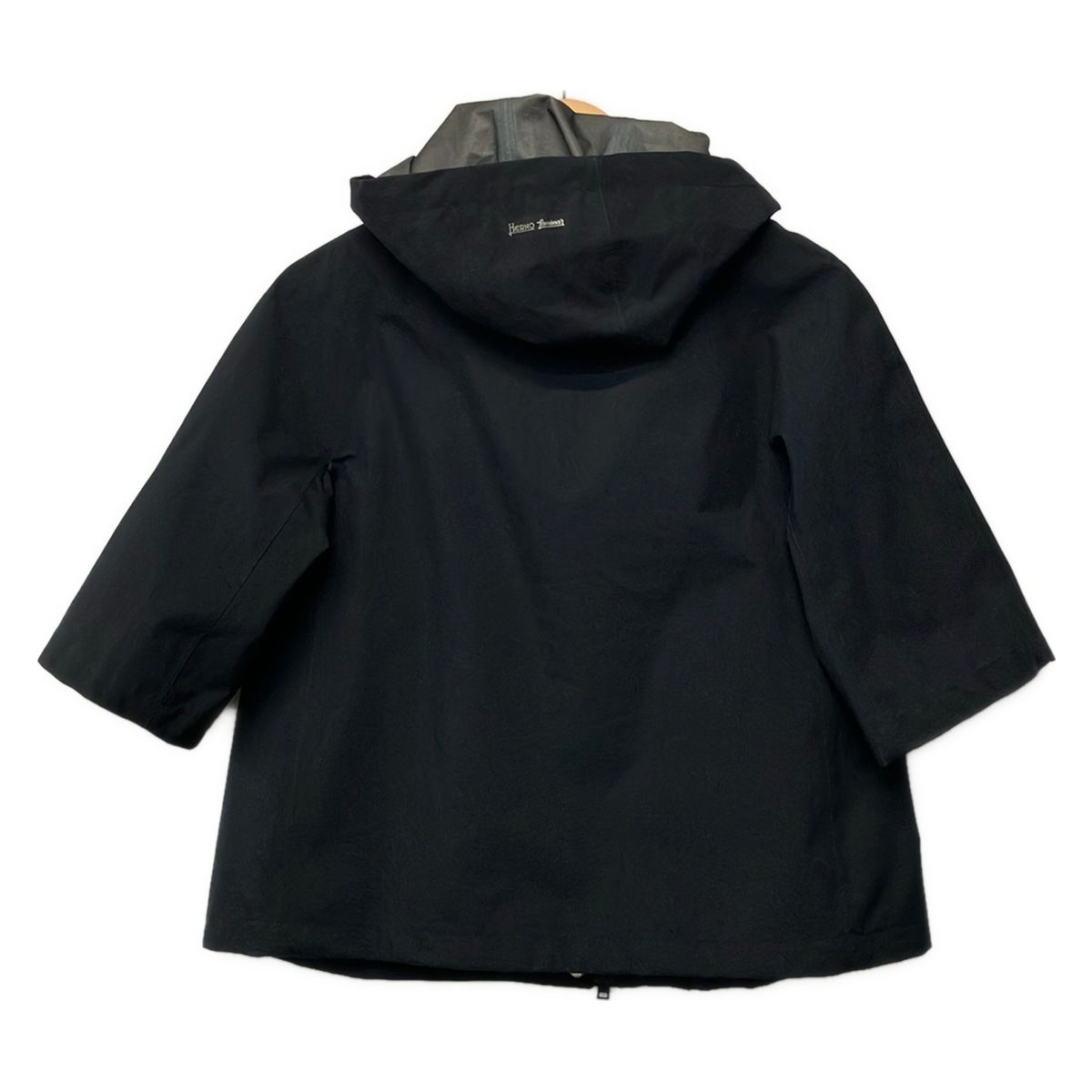 HERNO(ヘルノ) ブルゾン サイズ40 M レディース美品 - ダークネイビー 