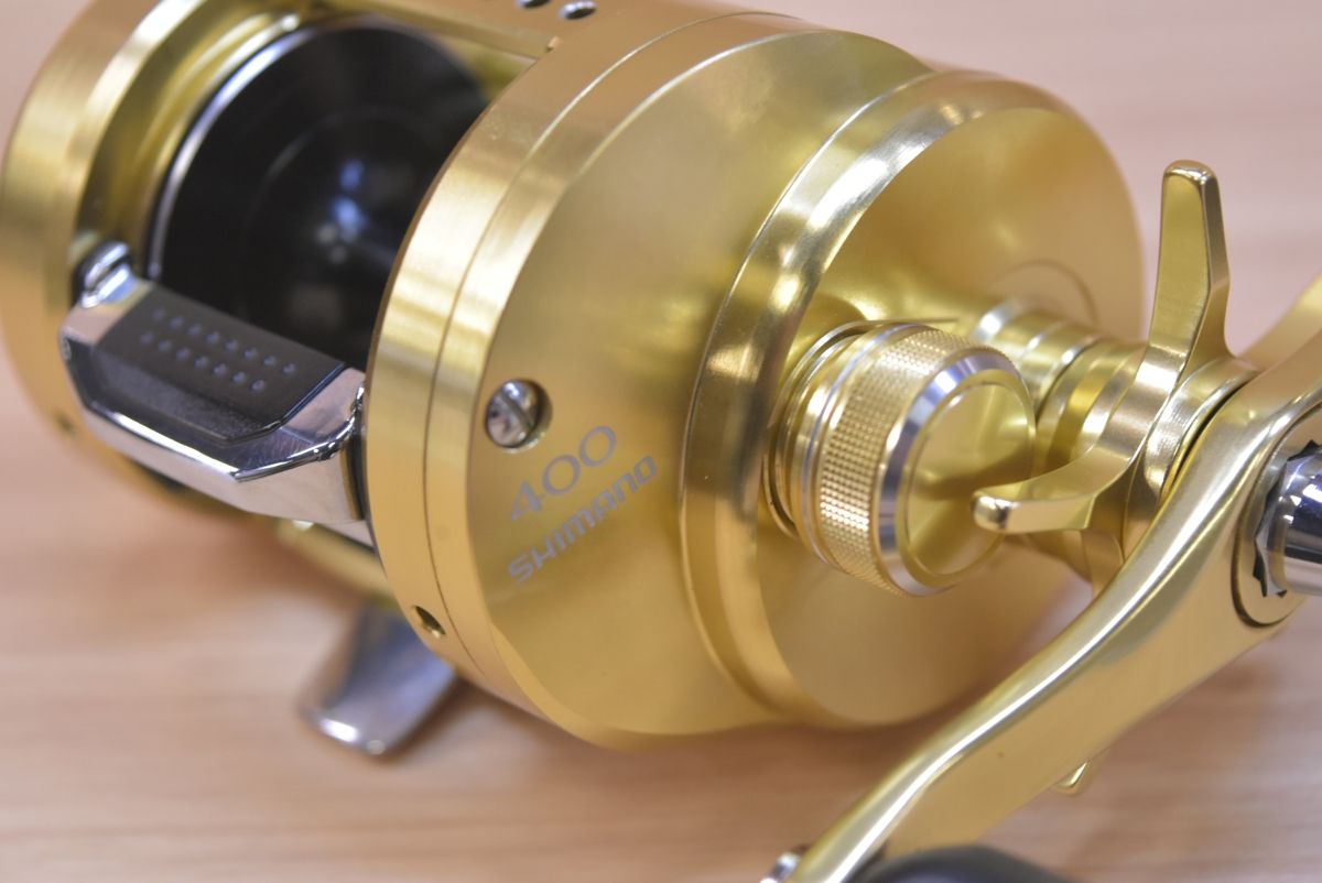 シマノ 18 カルカッタコンクエスト 400 ベイトリール SHIMANO CALCUTTA