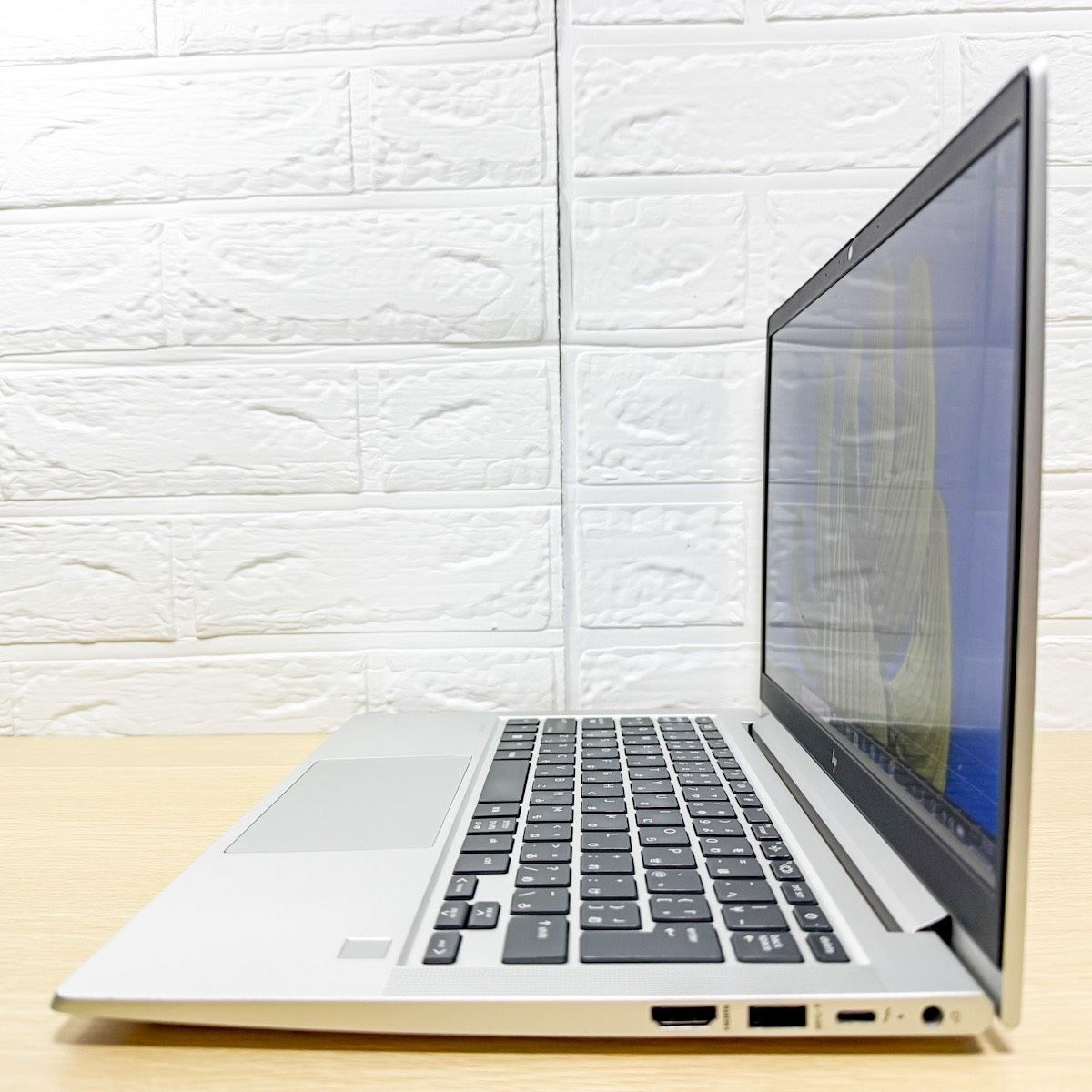 HP EliteBook 630 G9 i5-1235U 16GB/256GB SSD Win11 - メルカリ