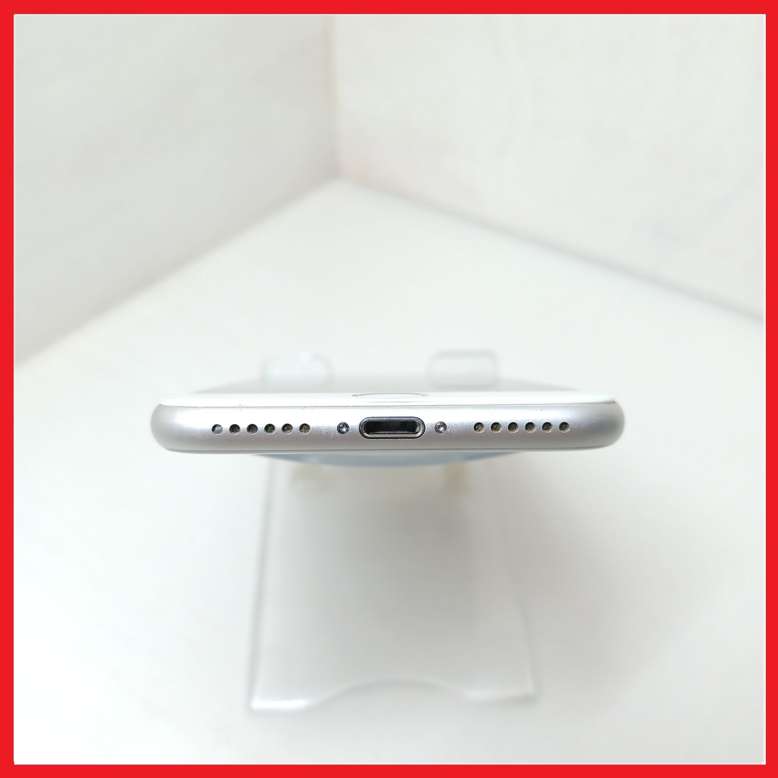 SIMフリー・4Gスマホ】Apple iPhone8 64GB - メルカリ