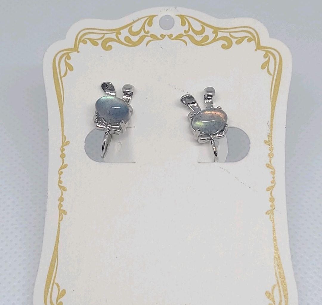 [Labradorite] rabbit earrings dark