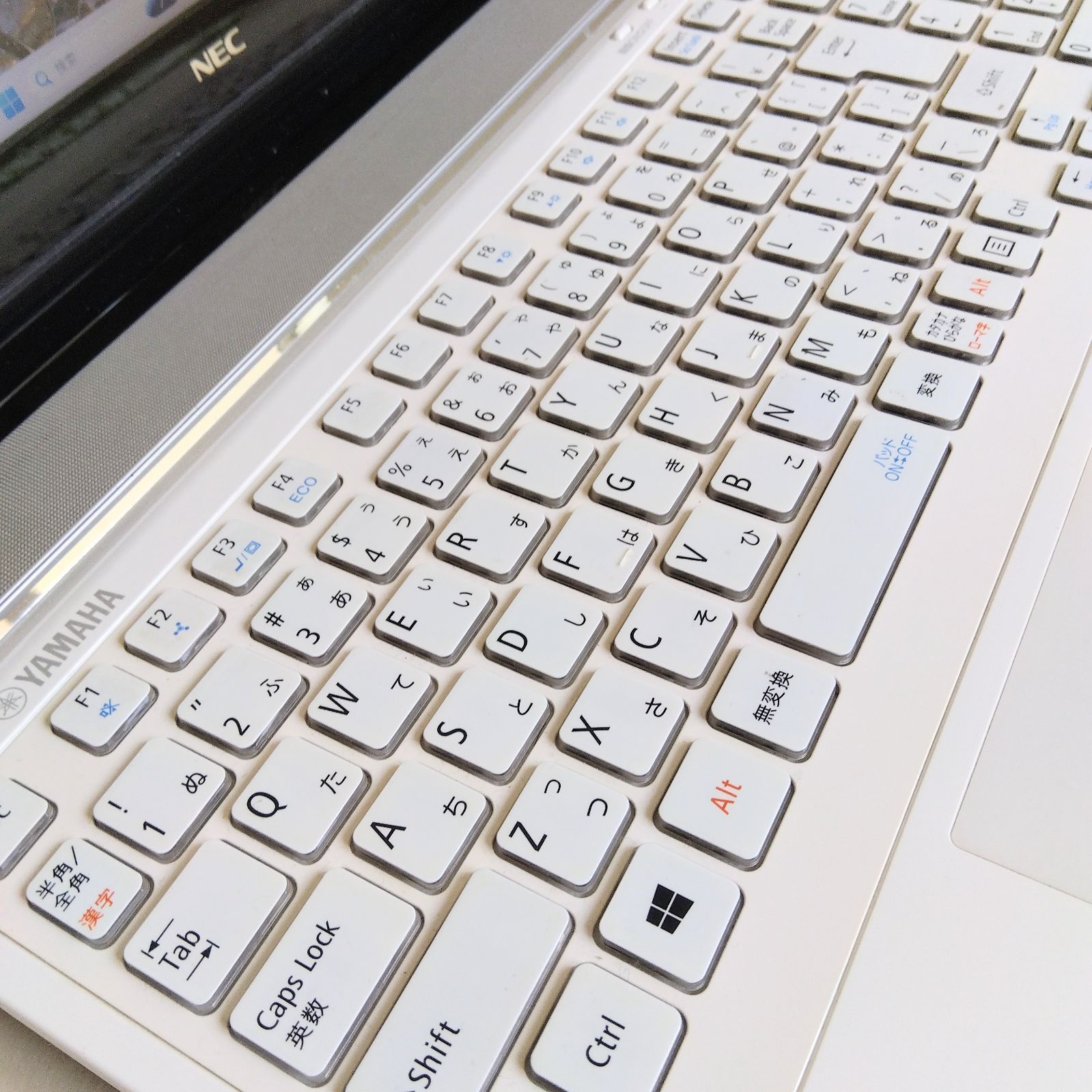 サクサク動作！ 高速SSD Windows11 ノートパソコン NEC カメラ付 12✨Windows11✨高速SSD✨NECノートパソコン✨カメラ＆Office付きPC-お値段
