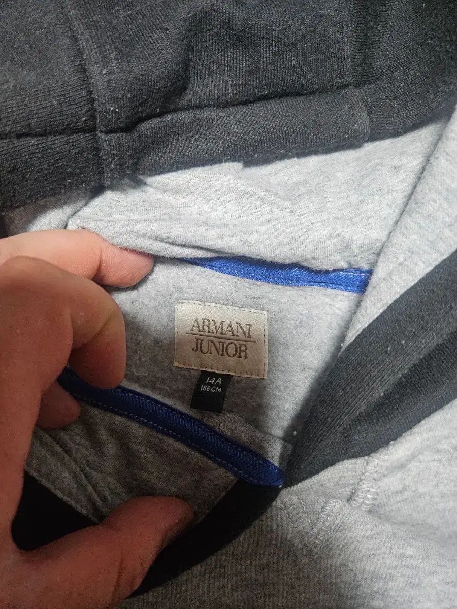 ARMANI JUNIOR（キッズ服男の子用(90cm~)）のフリマアイテム一覧 14aの
