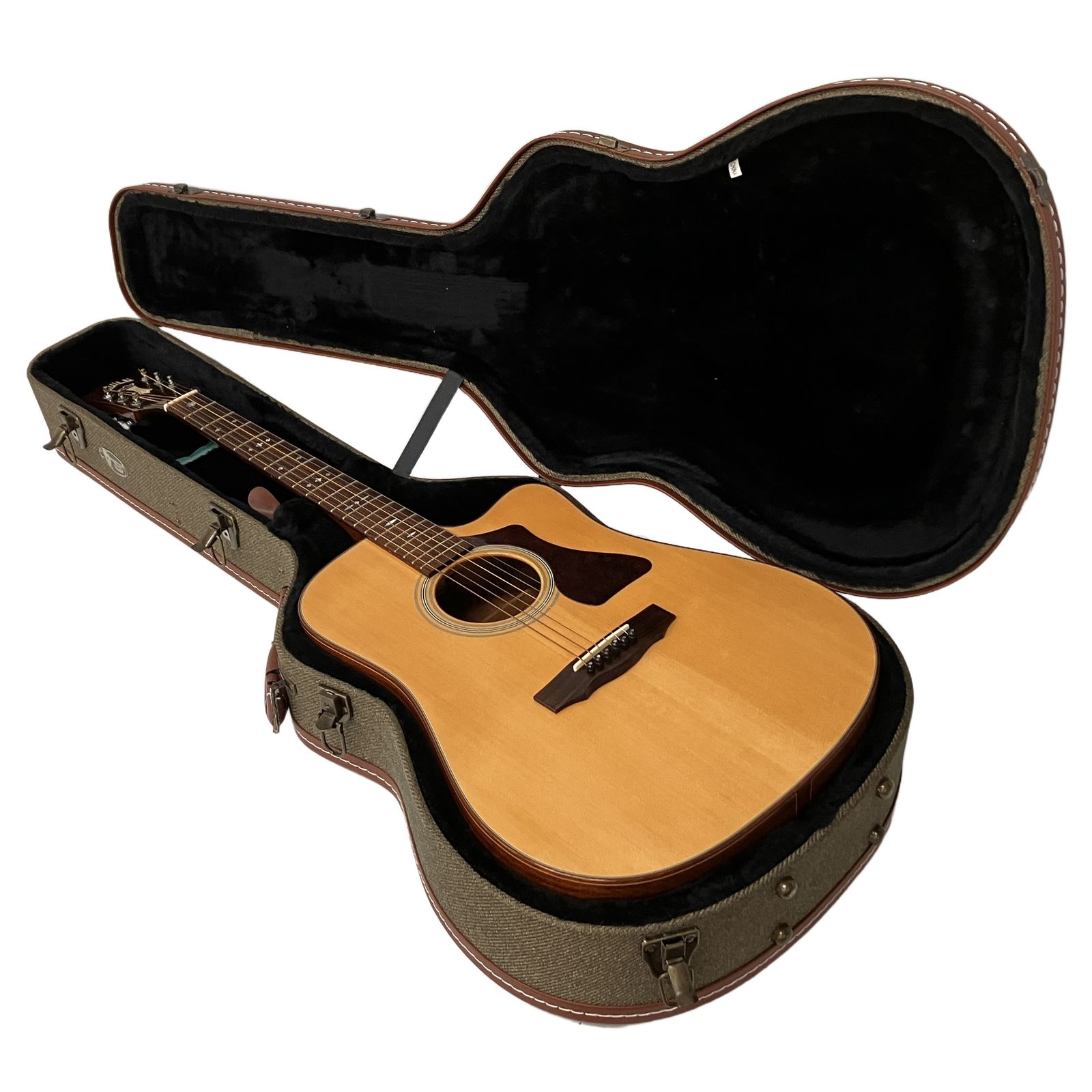 GUILD GAD-30PCENATエレアコギター　 純正ケース付 GUILD GAD-40CENAT アコースティックギター ピエゾマイク内蔵 中古
