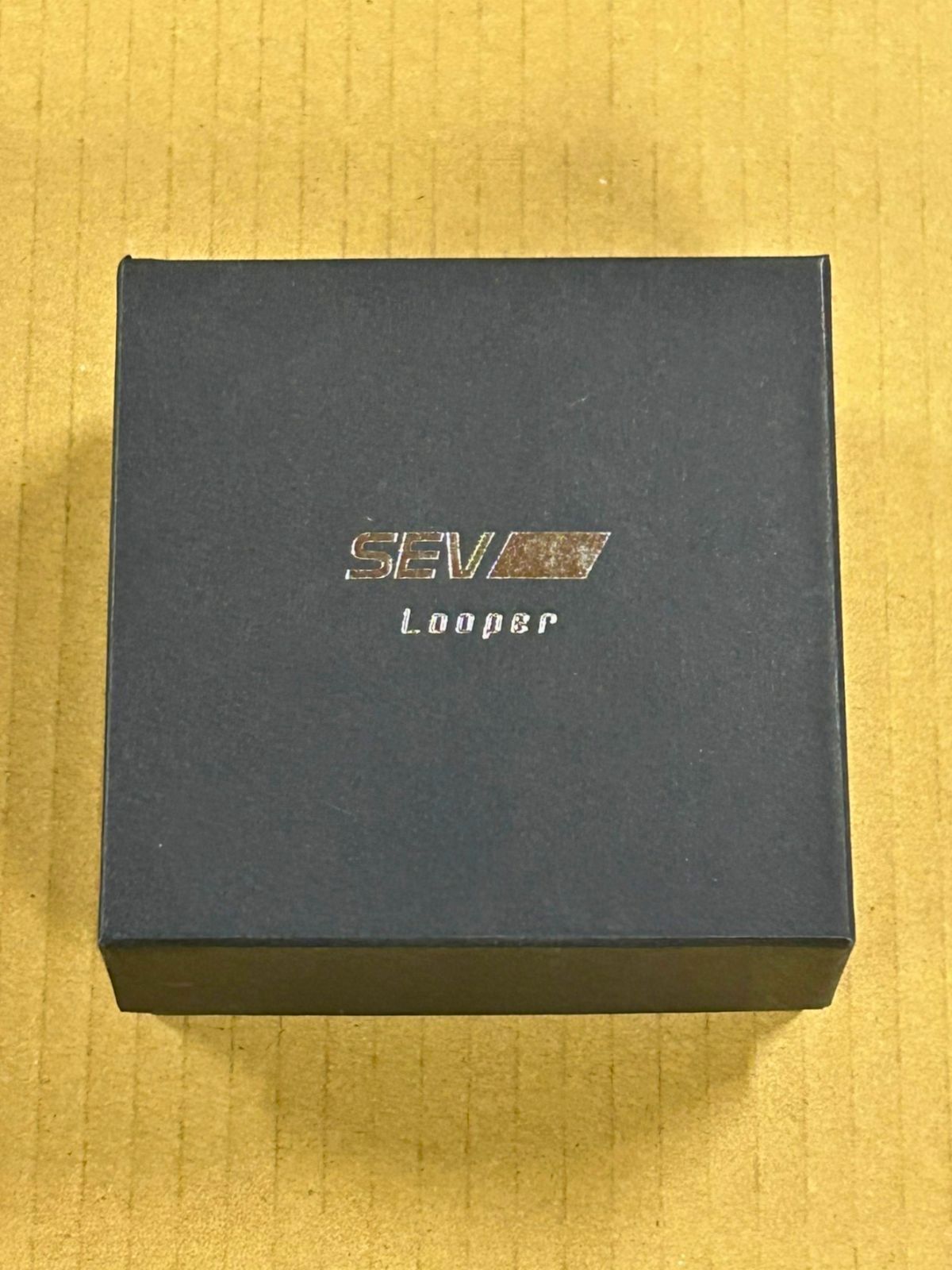 美品】SEV Looper type M 44cm ホワイト セブルーパー 箱付 - メルカリ