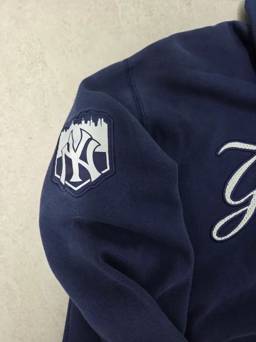 マジェスティック オリジナル MLB ニューヨーク・ヤンキース 刺繍 